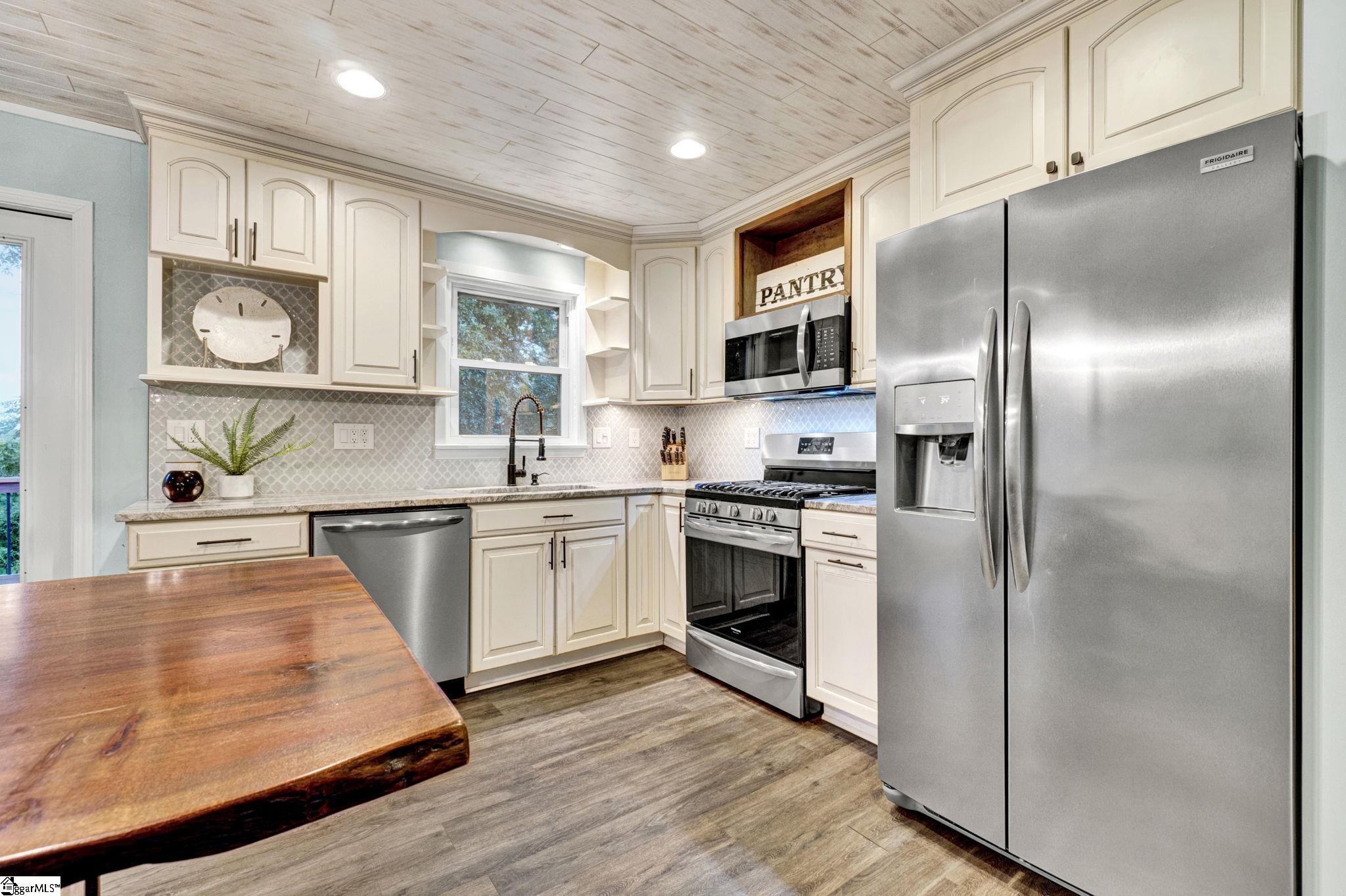 578 Gap Hill Road Property Photo 11