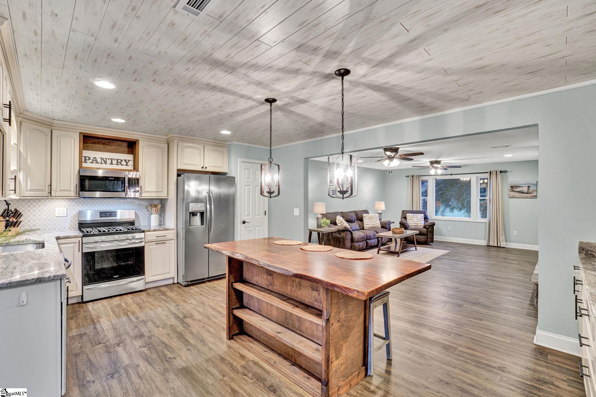 578 Gap Hill Road Property Photo 12