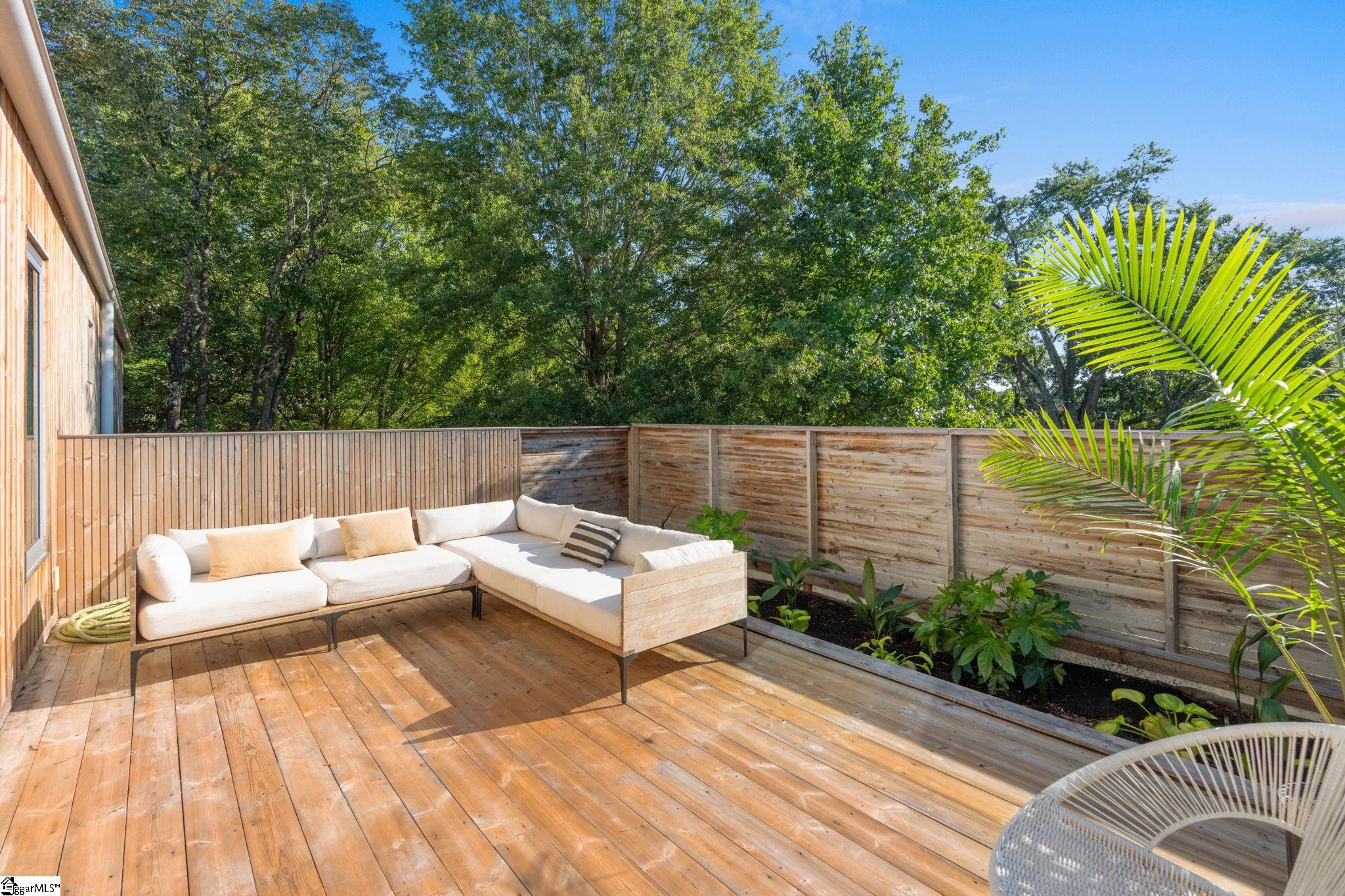 22 Woodbine Road Property Photo 32