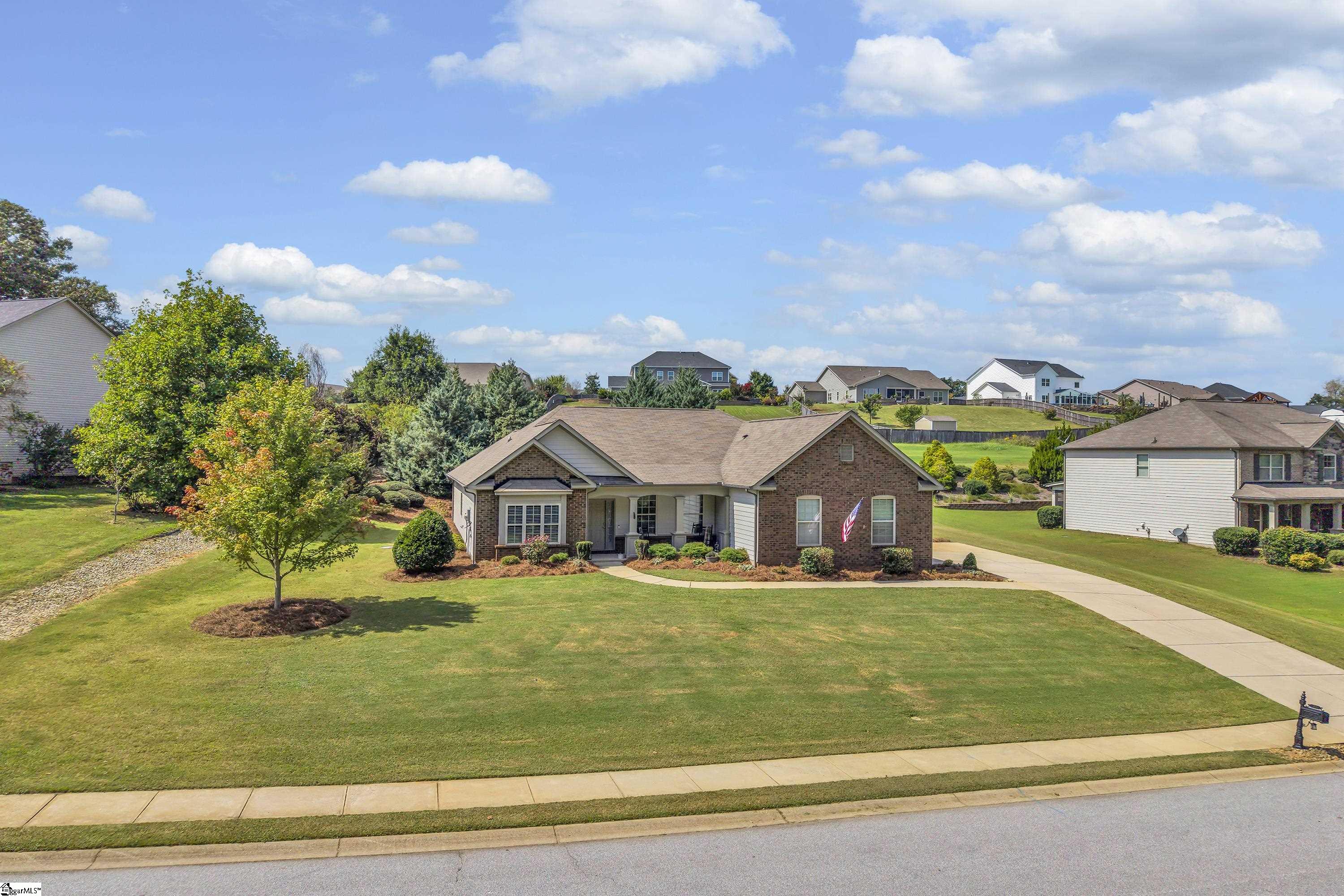 63 Scotts Bluff Drive Property Photo 2