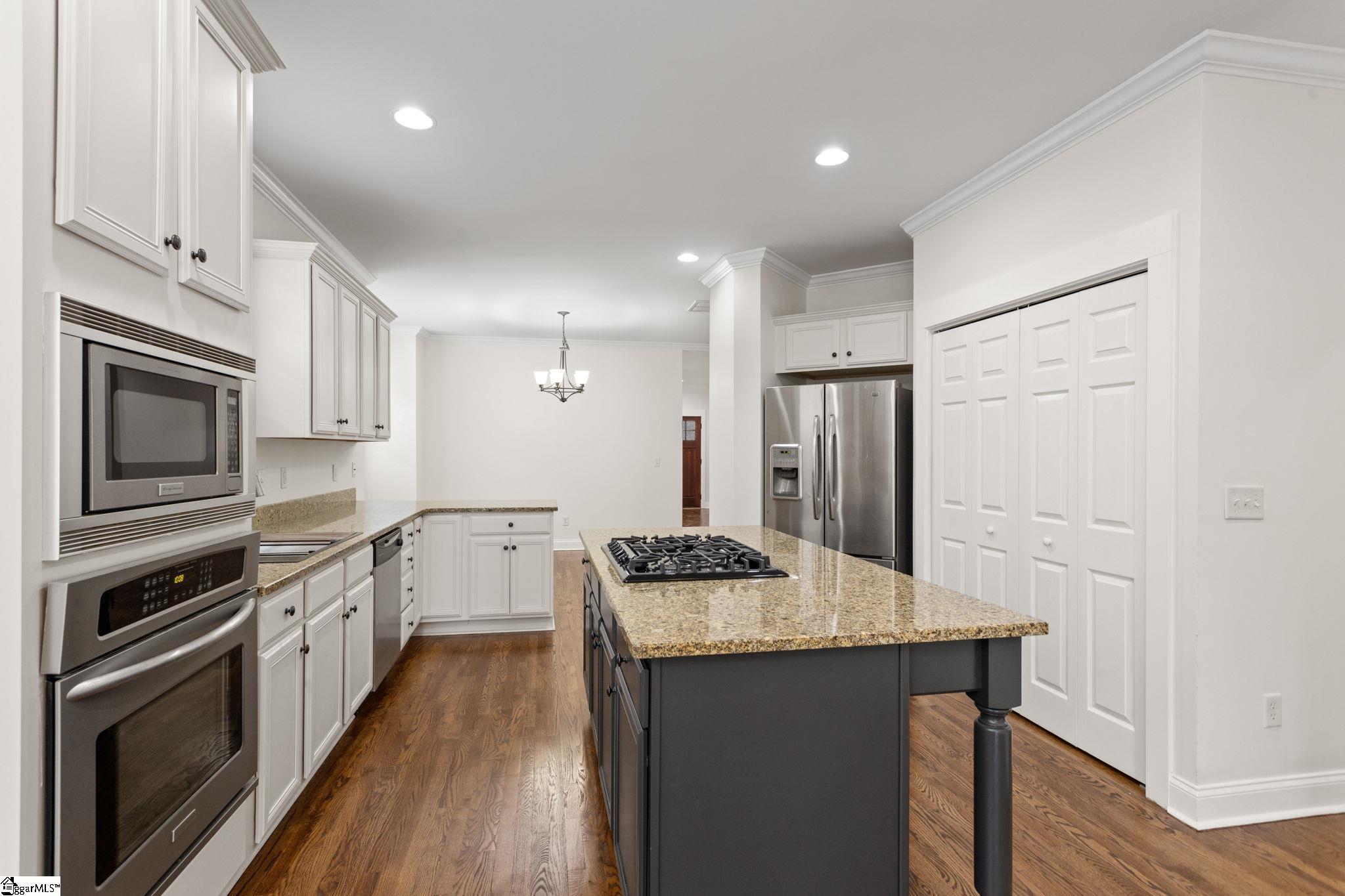 6 Worthington Court Property Photo 14