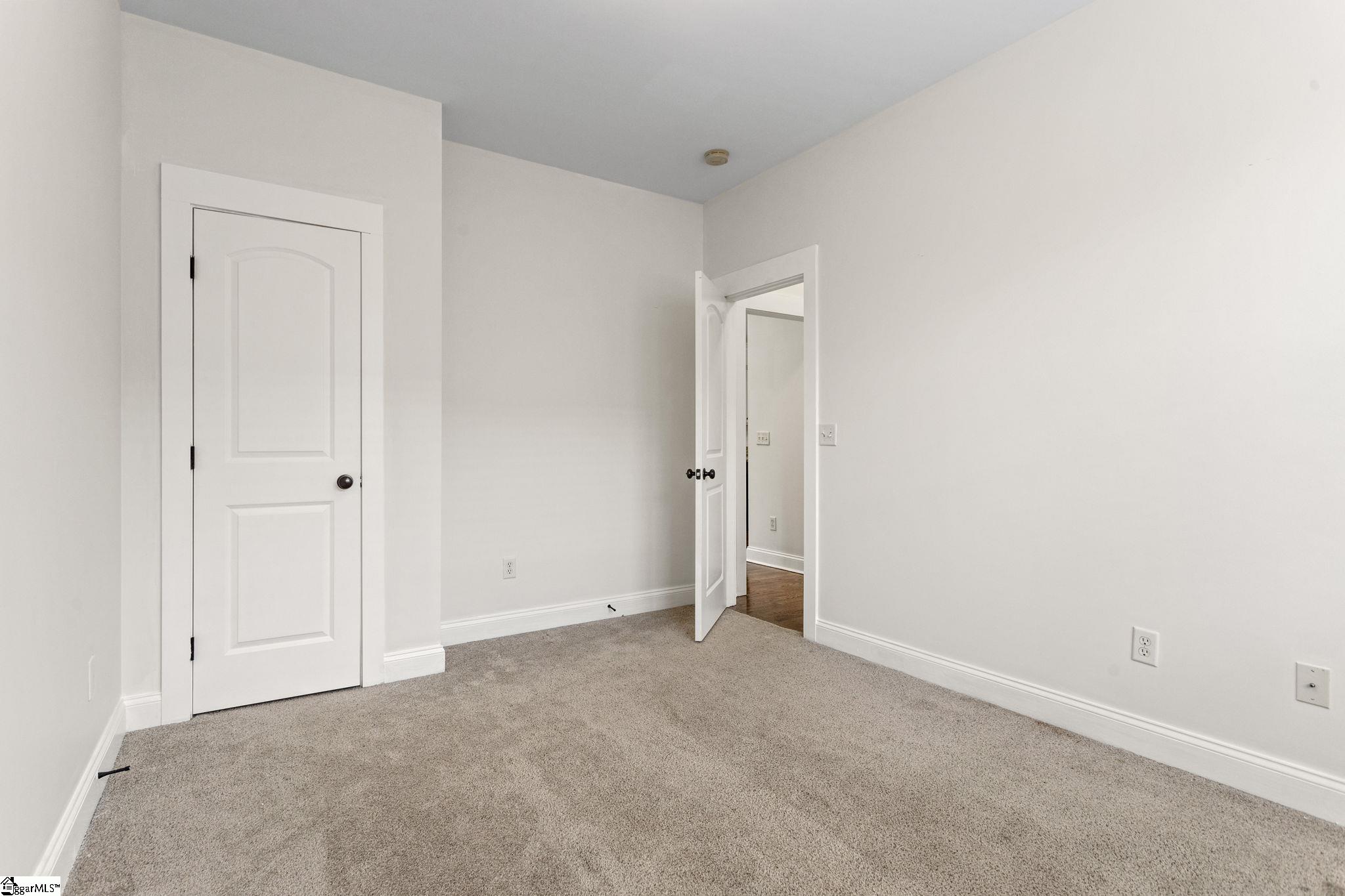 6 Worthington Court Property Photo 27