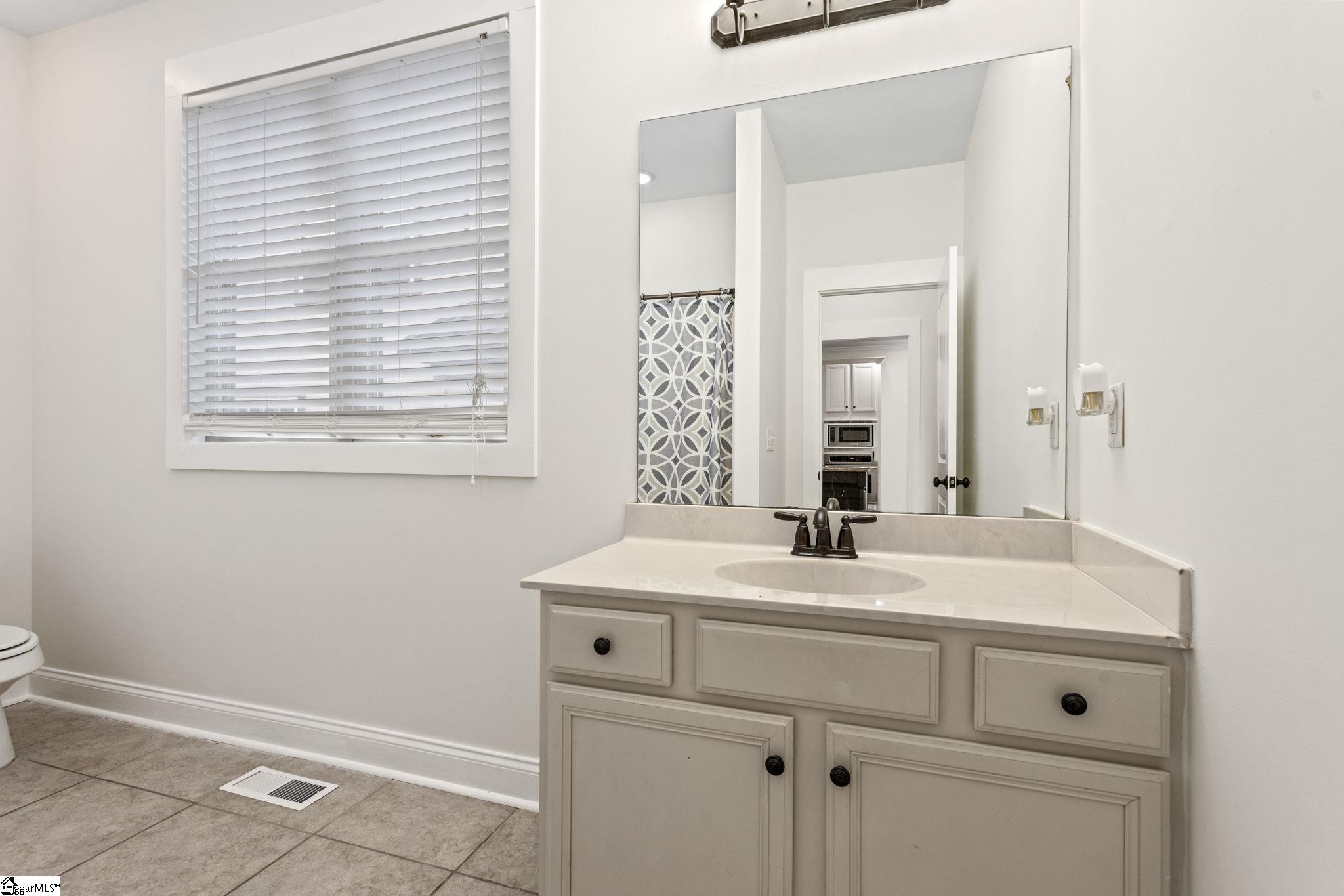 6 Worthington Court Property Photo 29