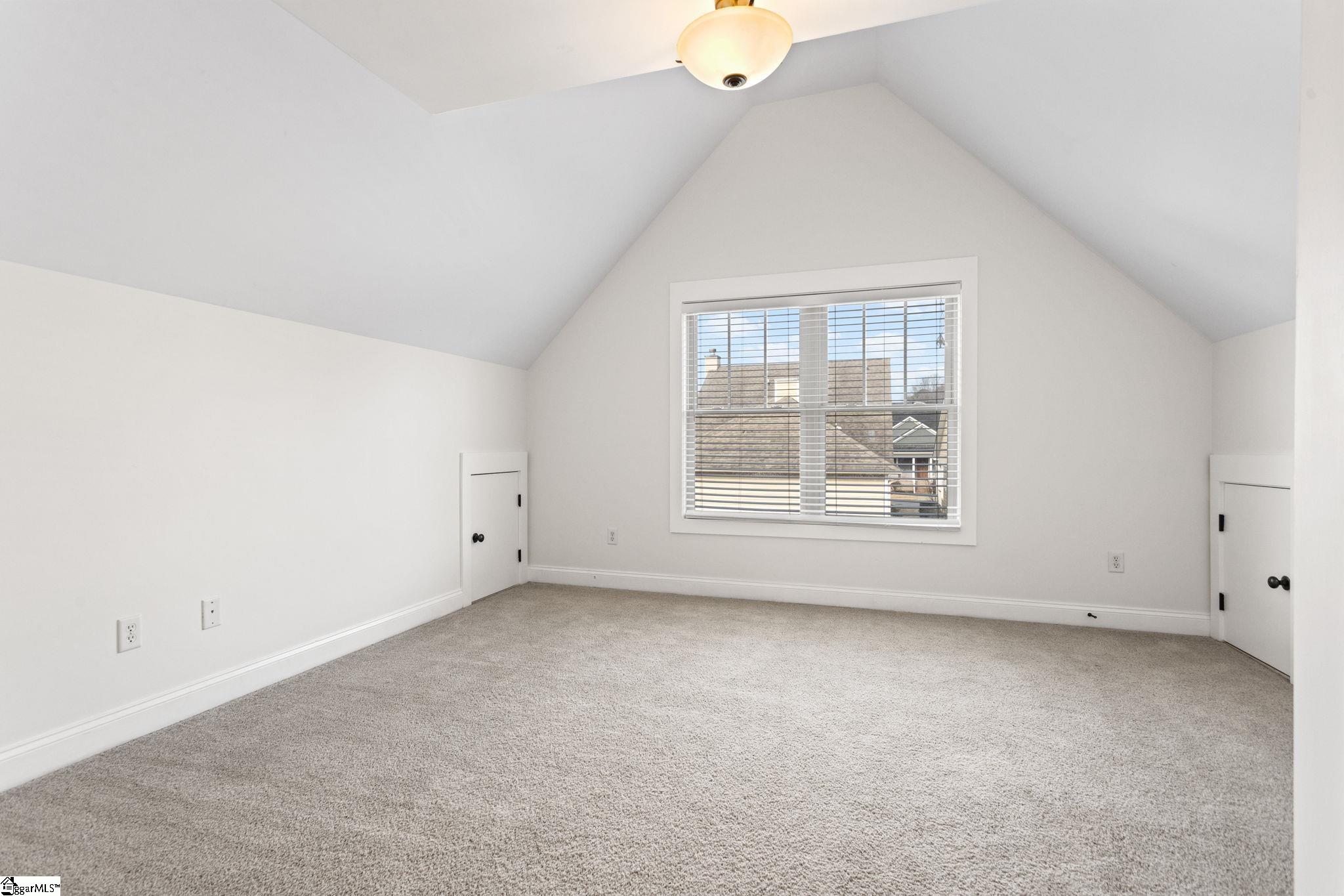 6 Worthington Court Property Photo 33