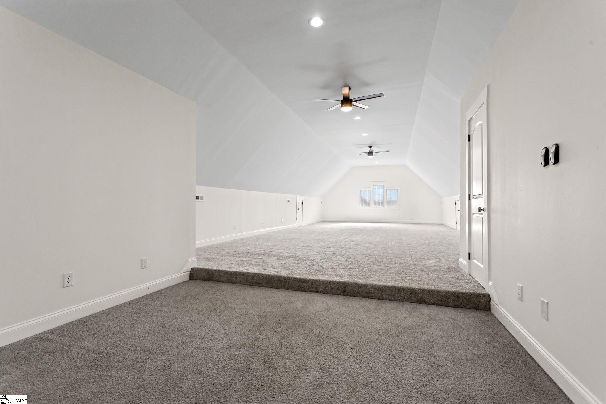 6 Worthington Court Property Photo 36