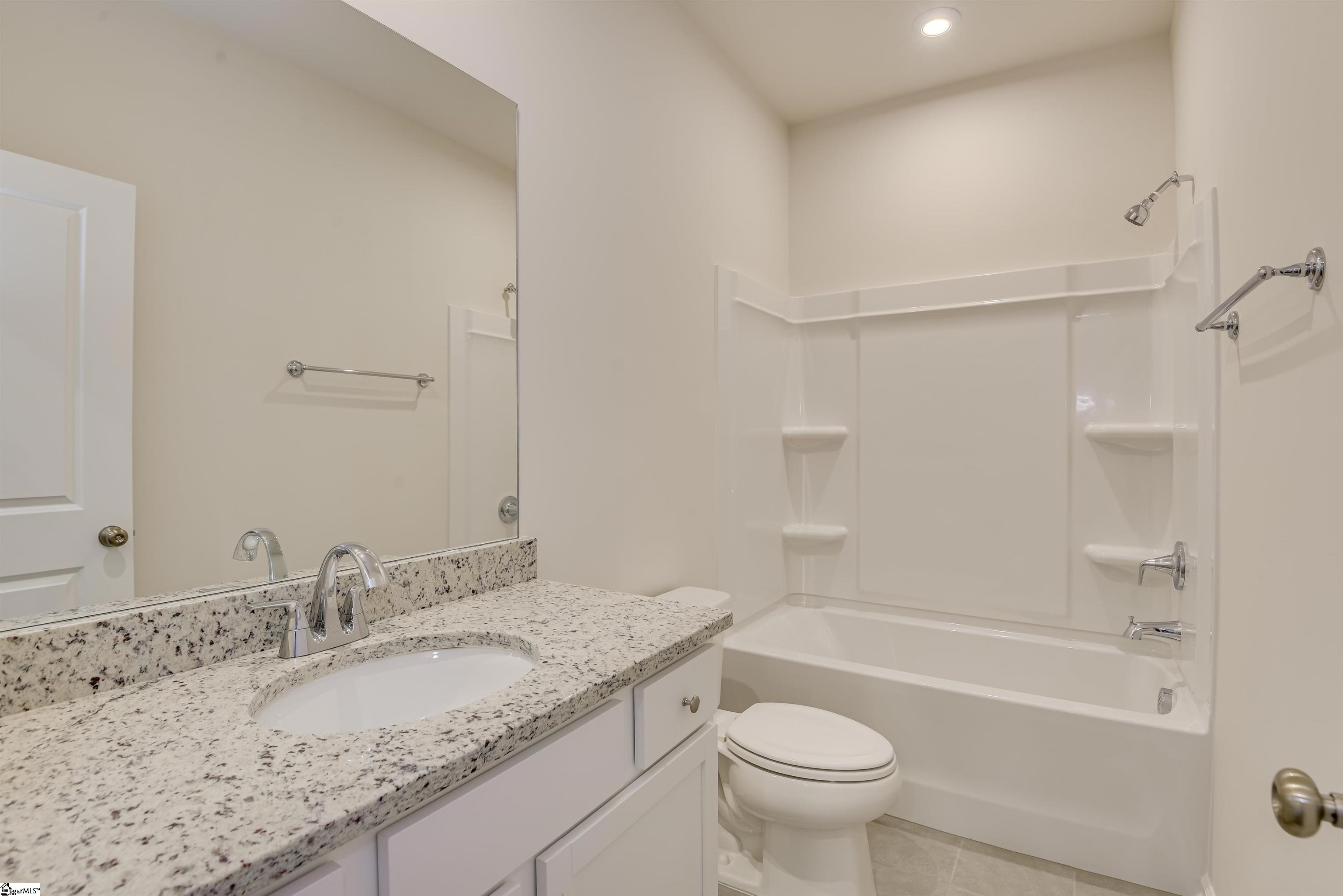 806 Honeylocust Lane Property Photo 15