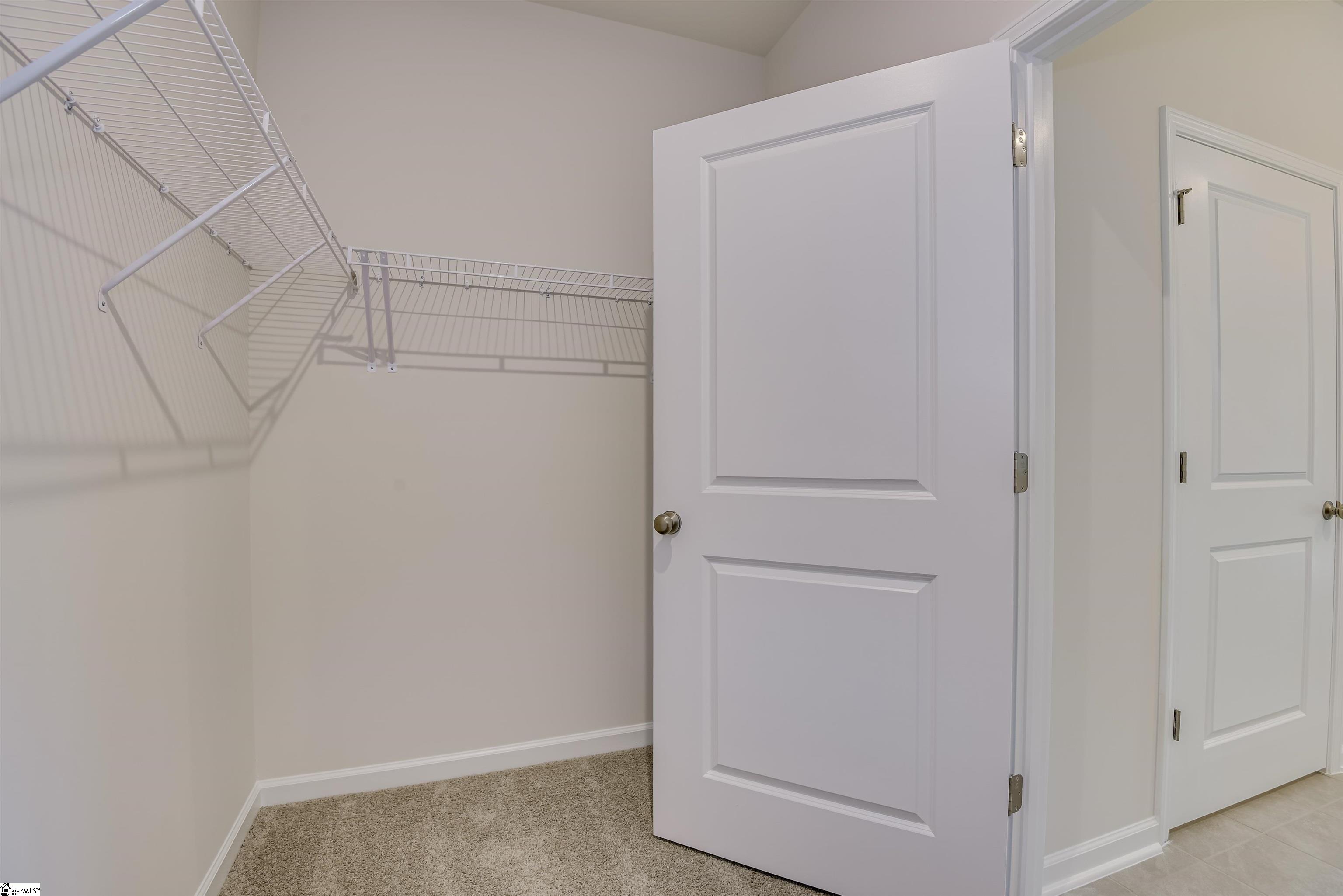 806 Honeylocust Lane Property Photo 19