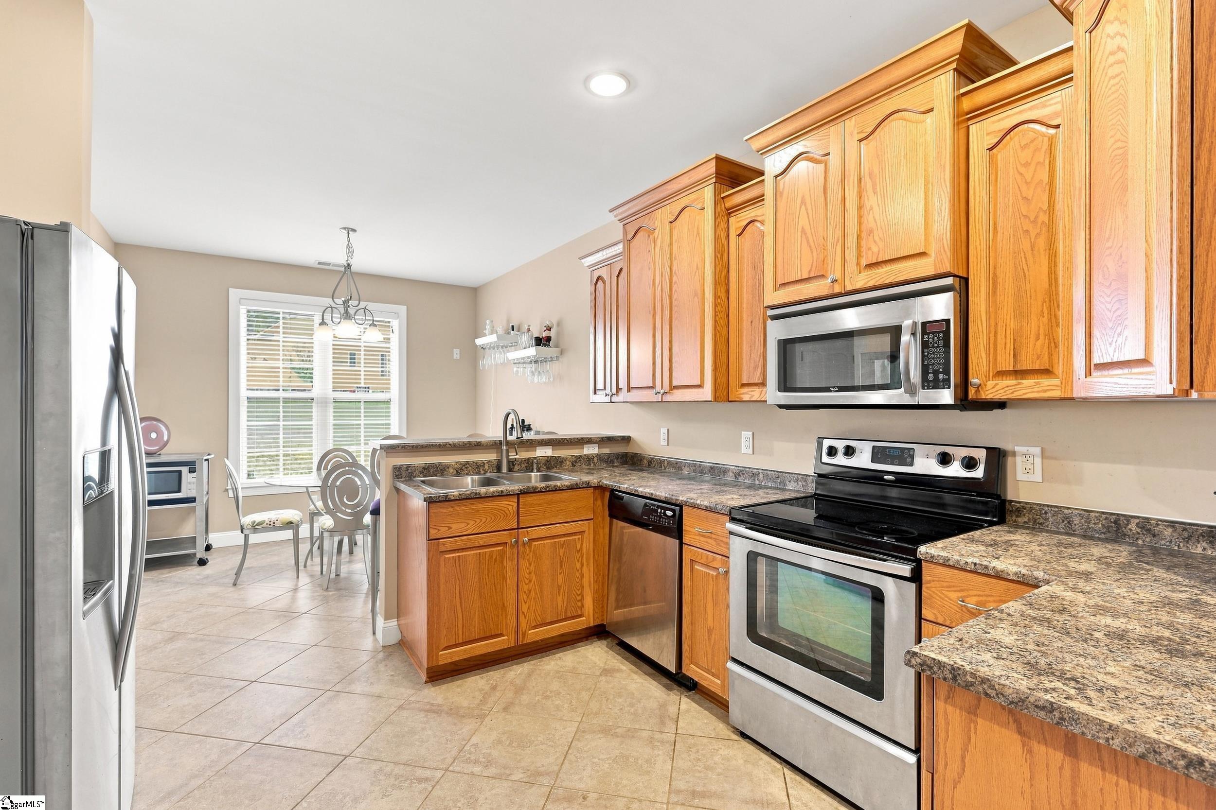 608 Mandeville Drive Property Photo 9
