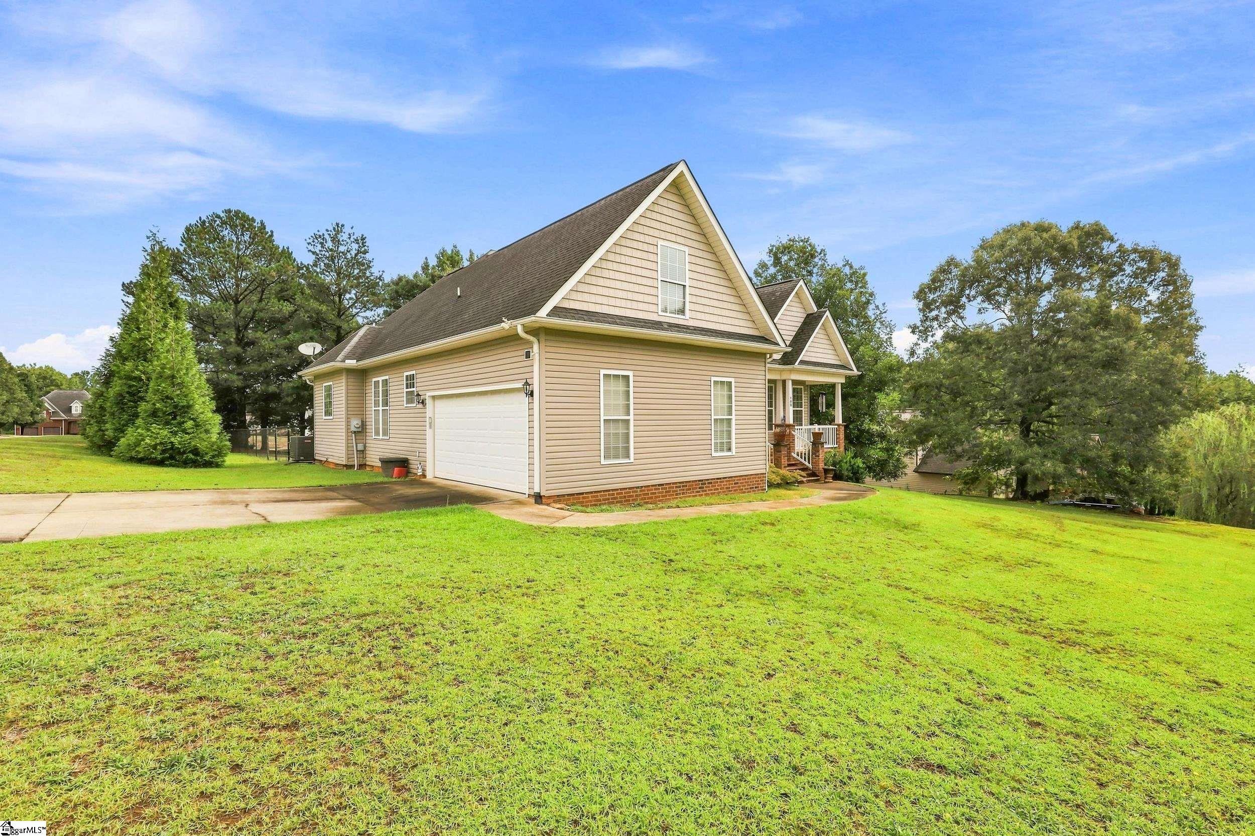 608 Mandeville Drive Property Photo 26