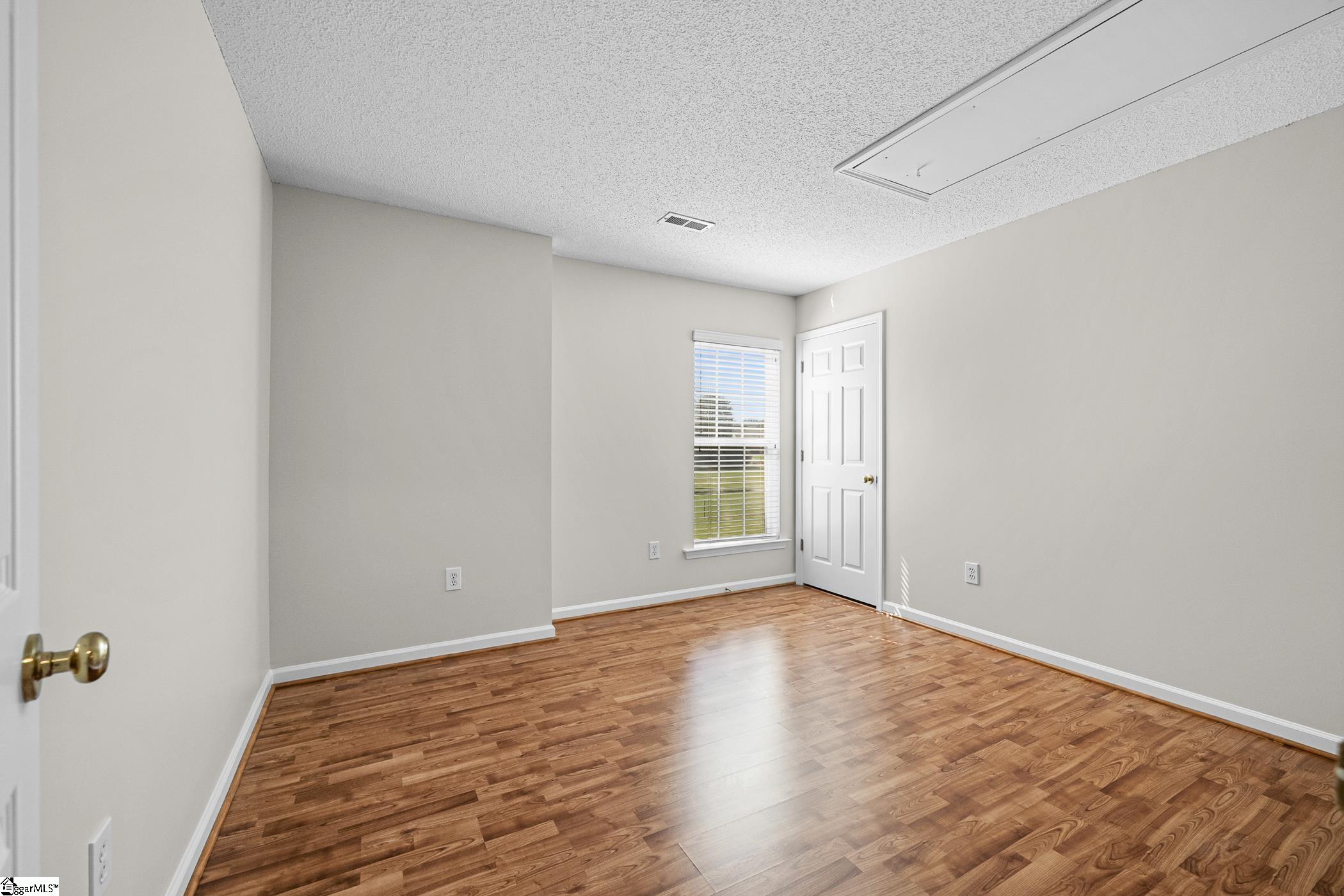511 Smoothstone Drive Property Photo 15