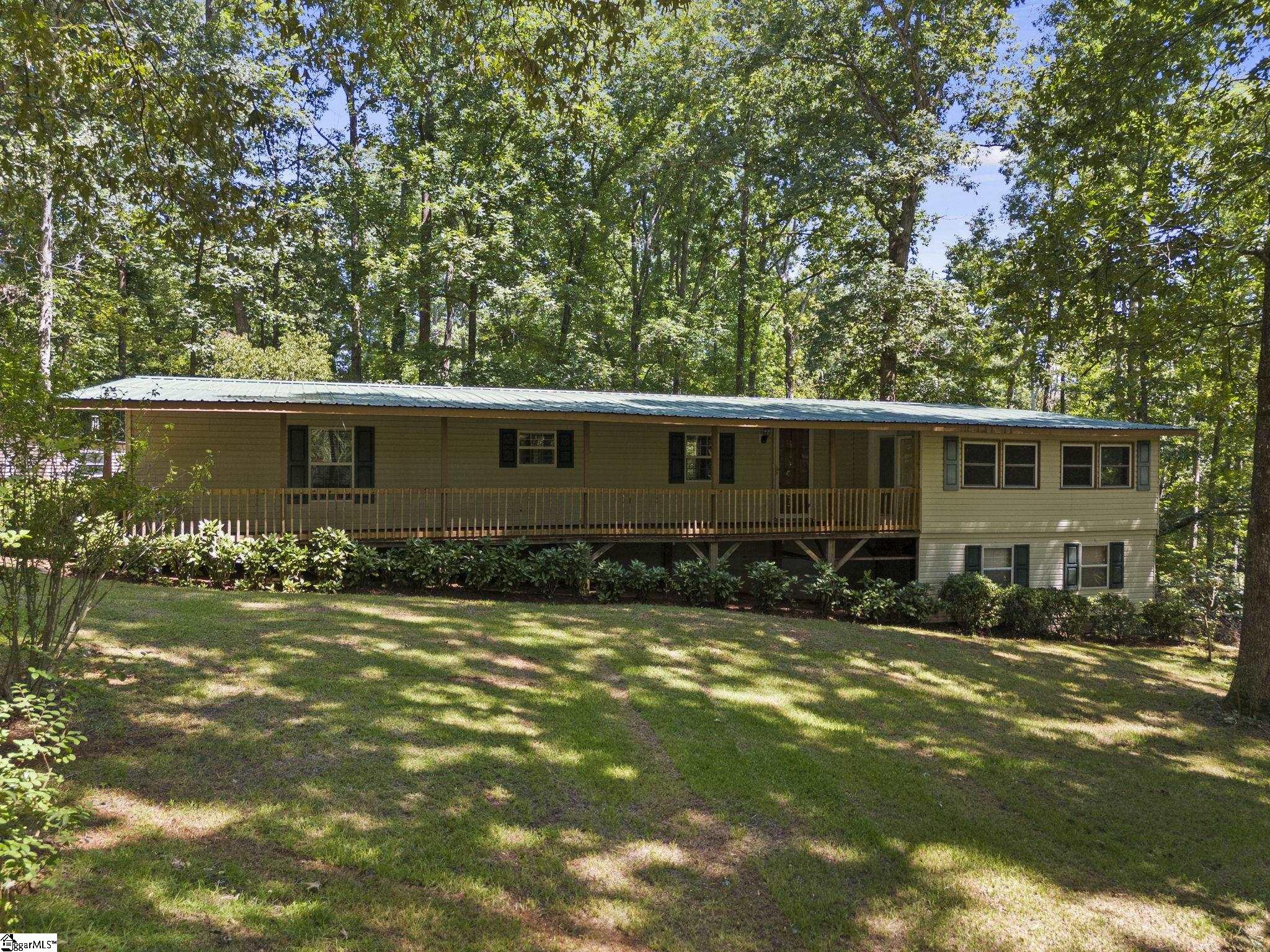 100 Belvue Road Property Photo 1