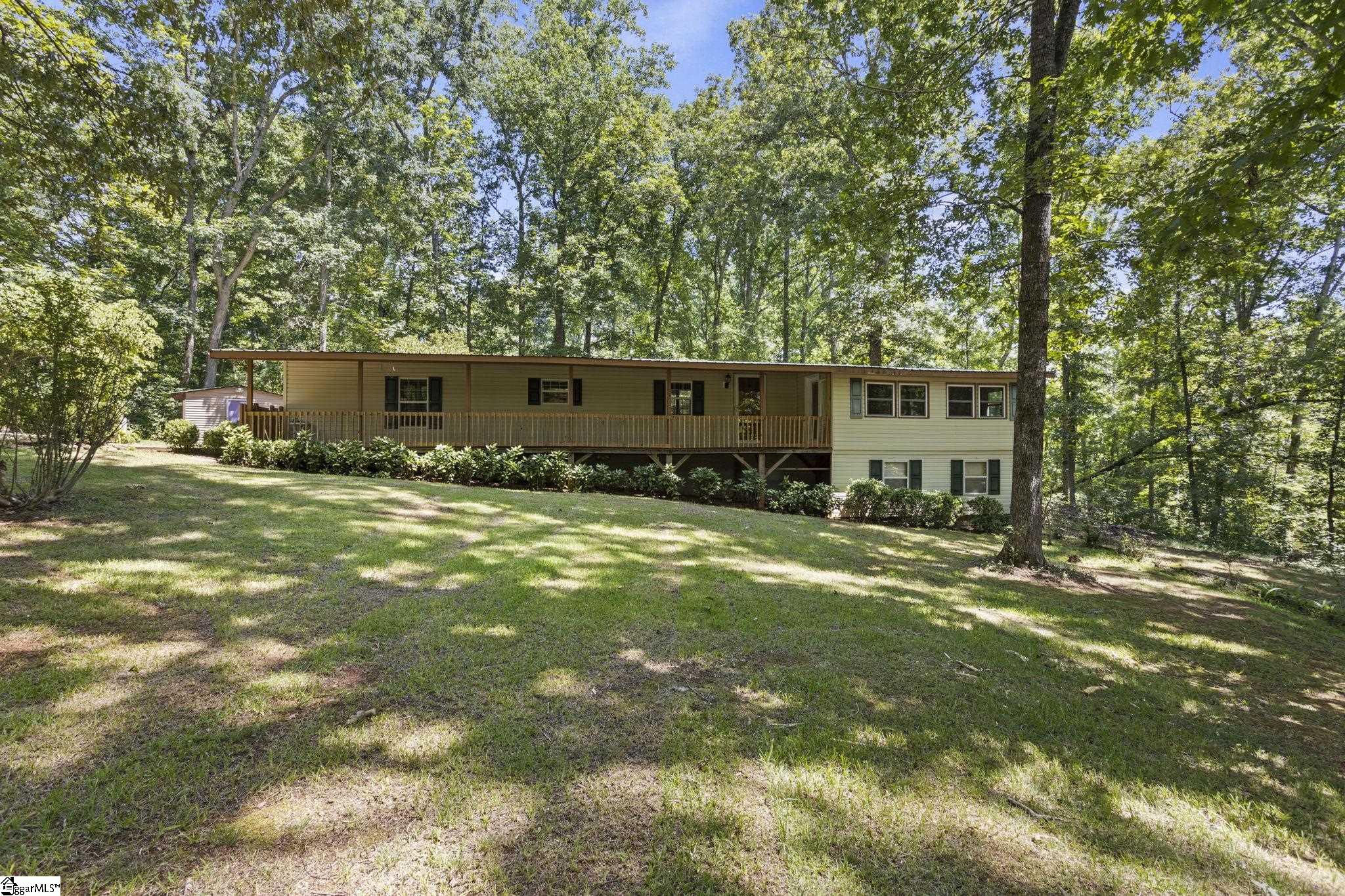 100 Belvue Road Property Photo 2