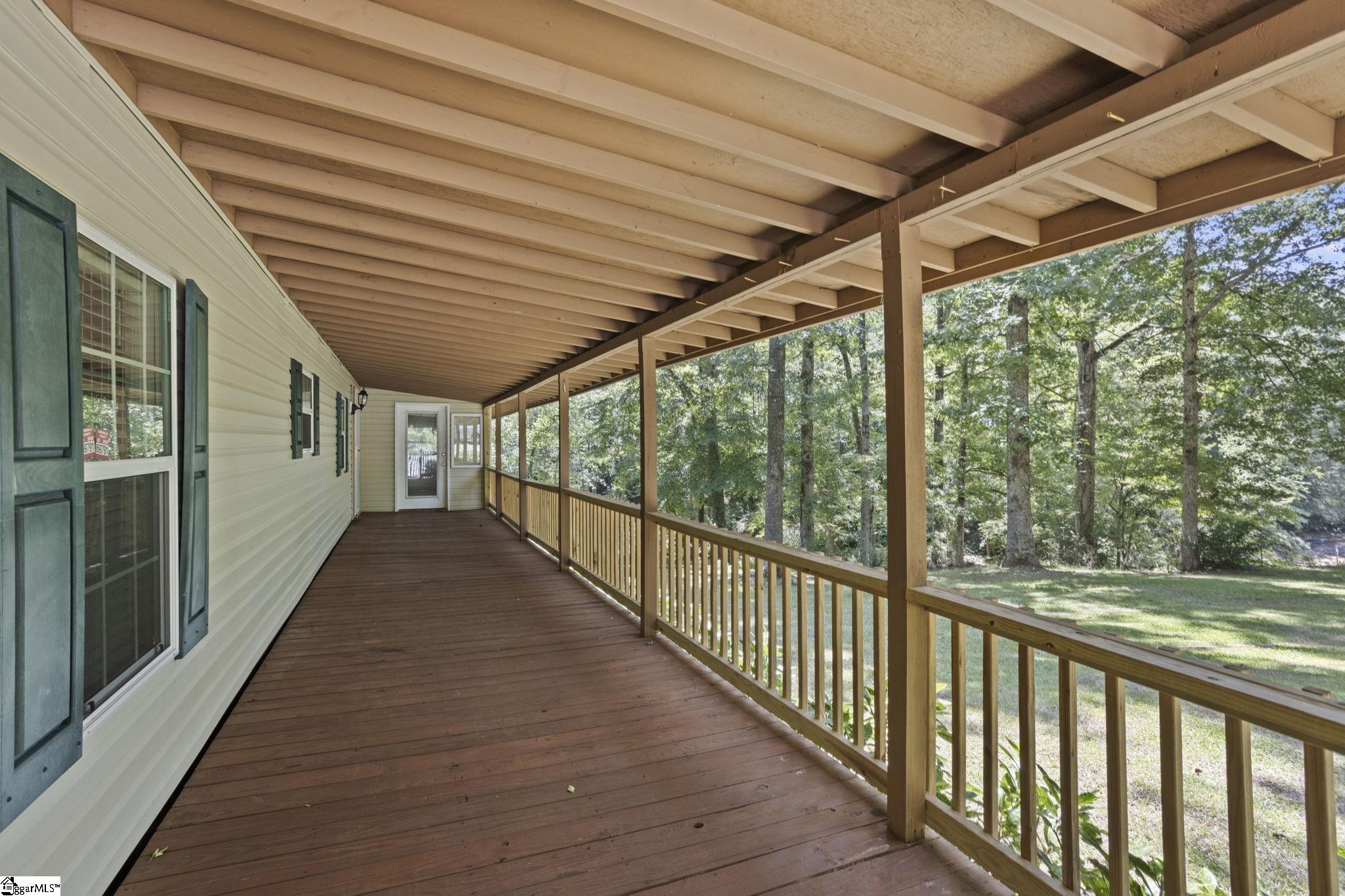 100 Belvue Road Property Photo 10