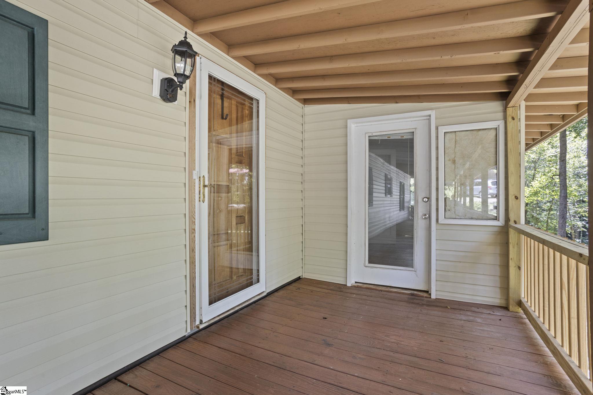 100 Belvue Road Property Photo 11