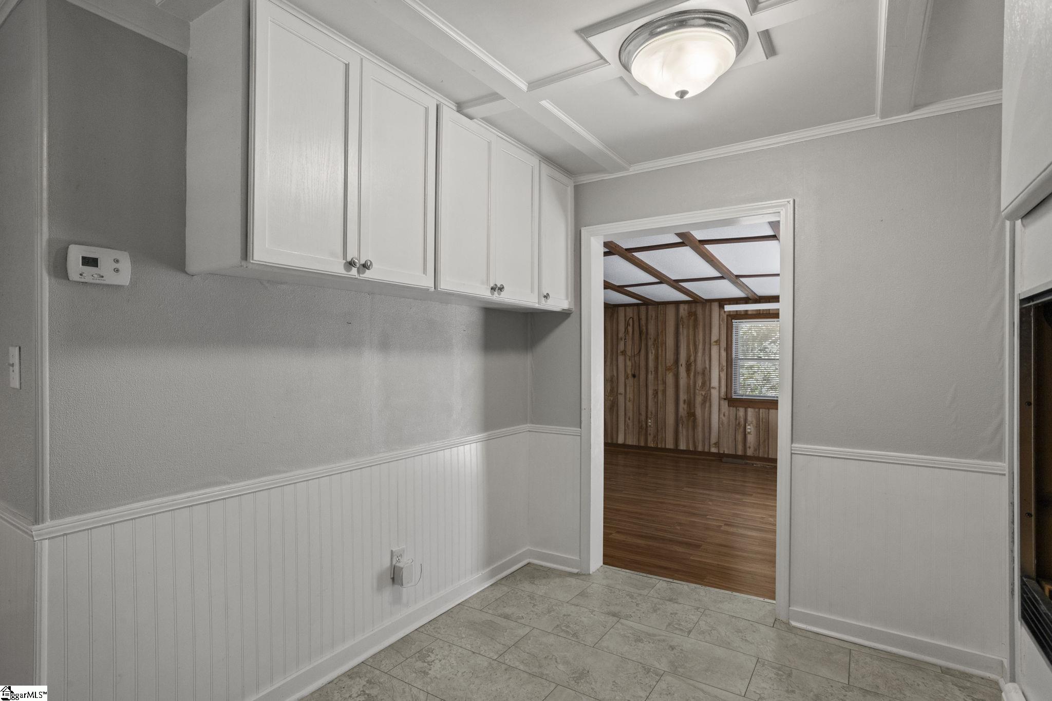 100 Belvue Road Property Photo 18