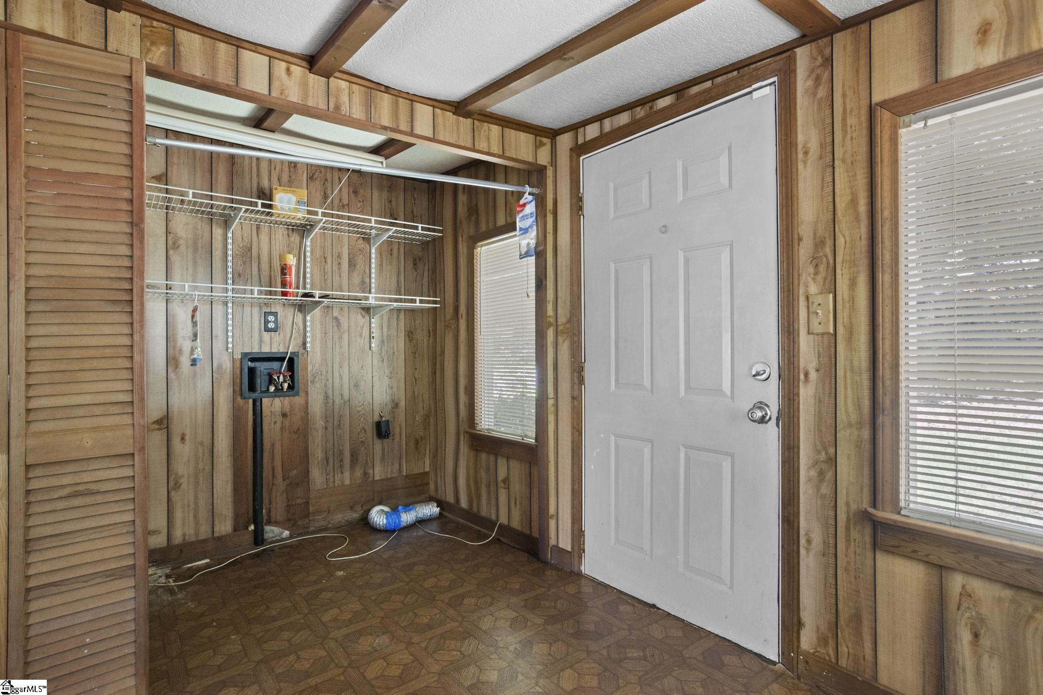 100 Belvue Road Property Photo 22