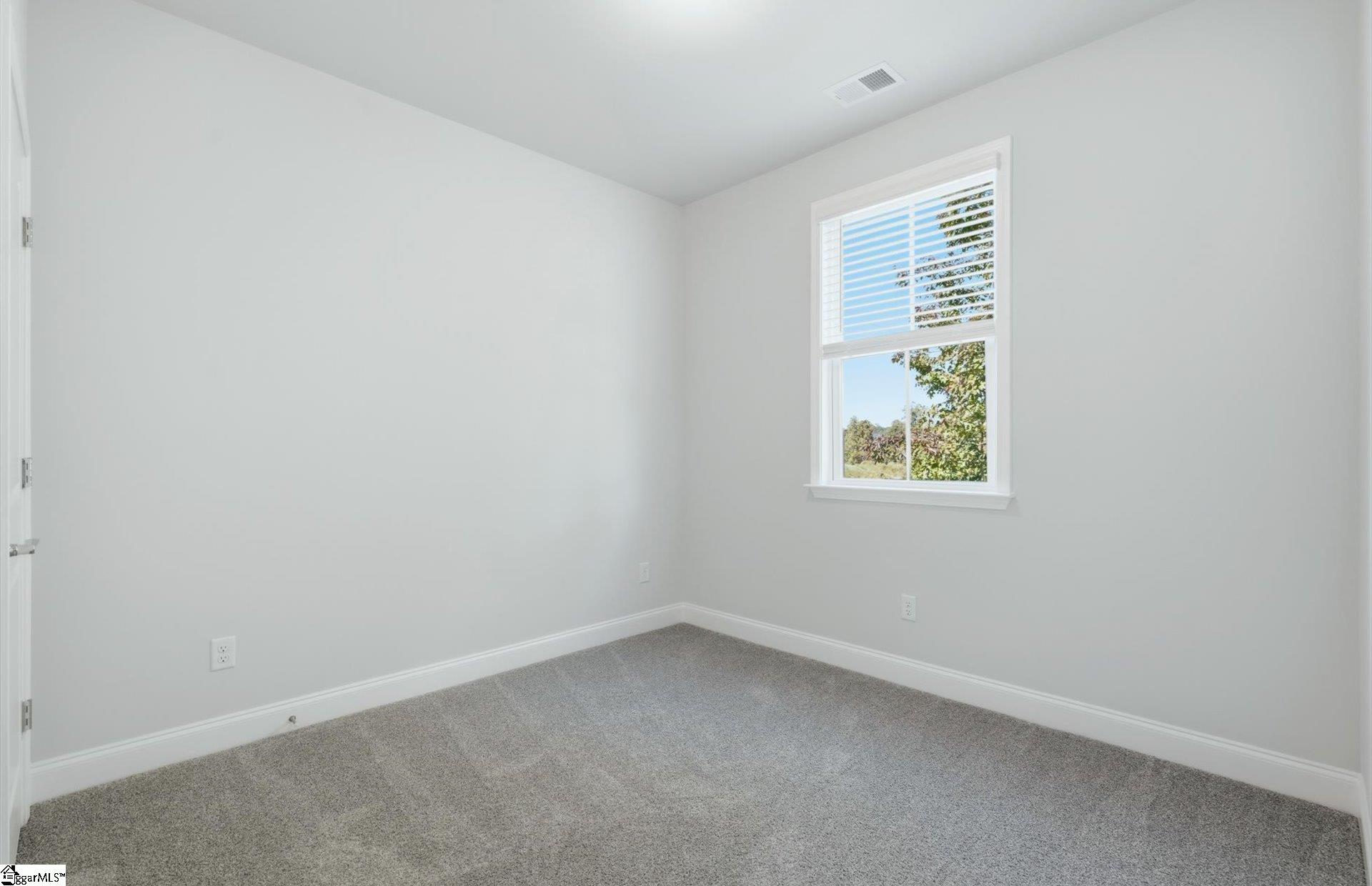 4049 Hoskins Drive Property Photo 7