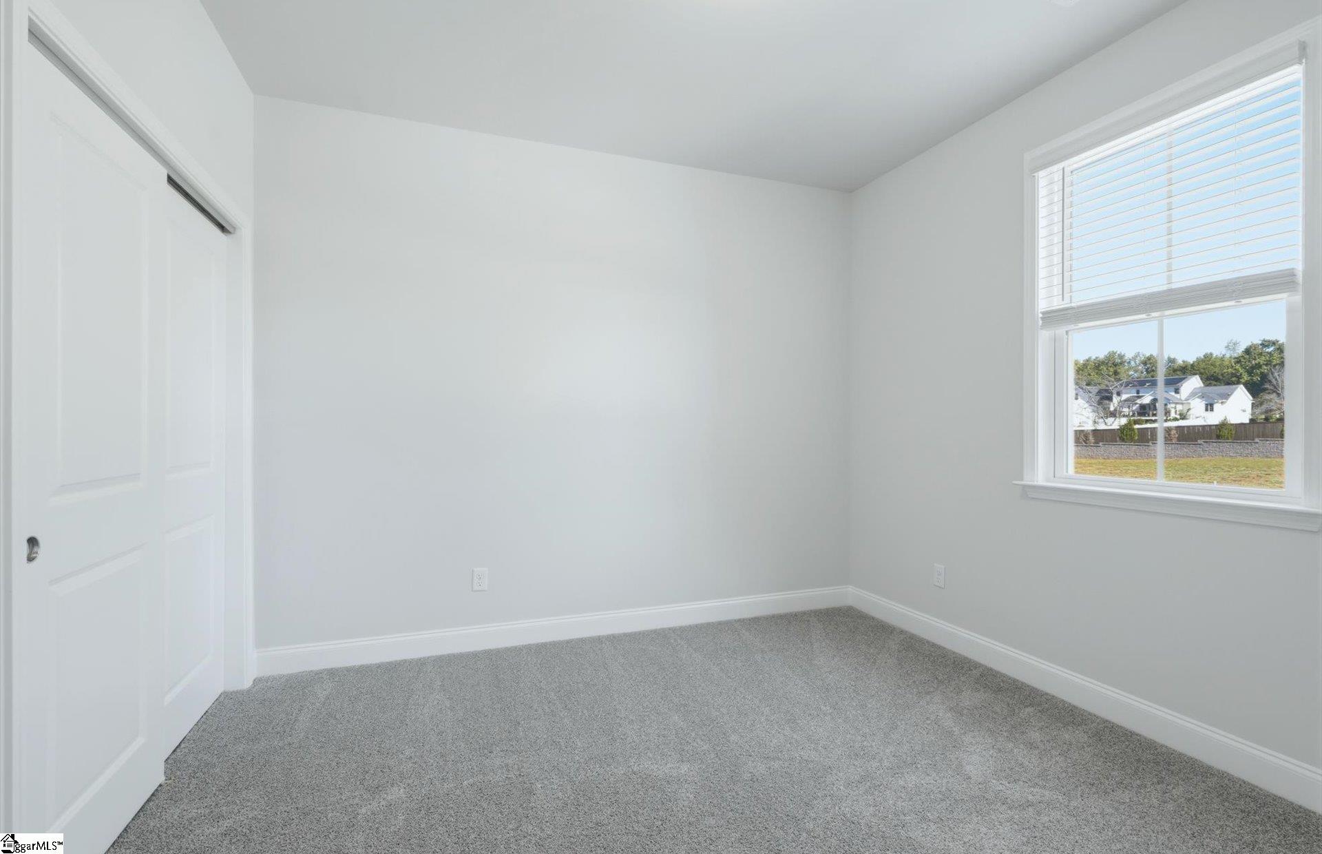 4049 Hoskins Drive Property Photo 8