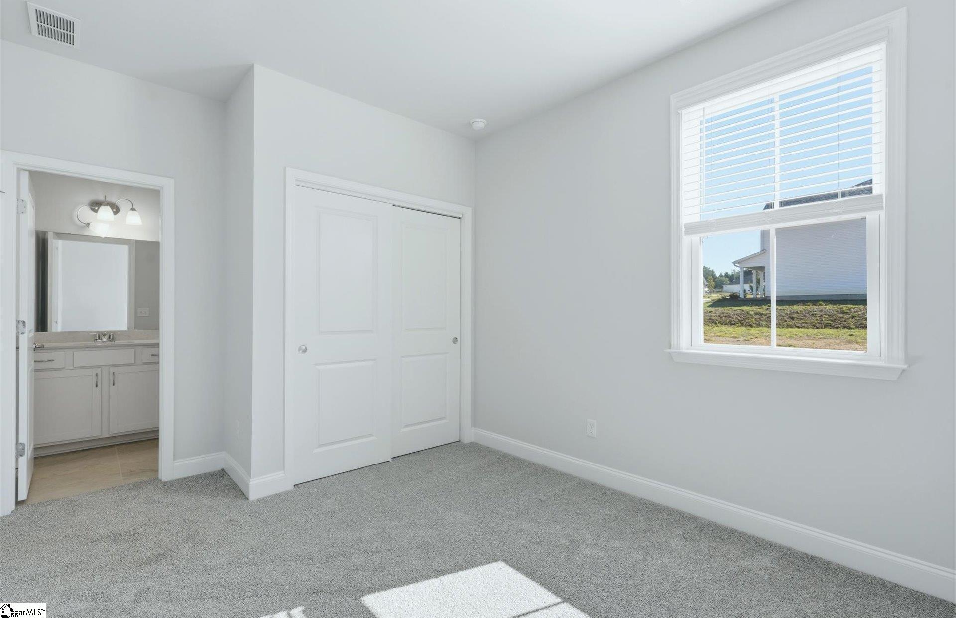 4049 Hoskins Drive Property Photo 10