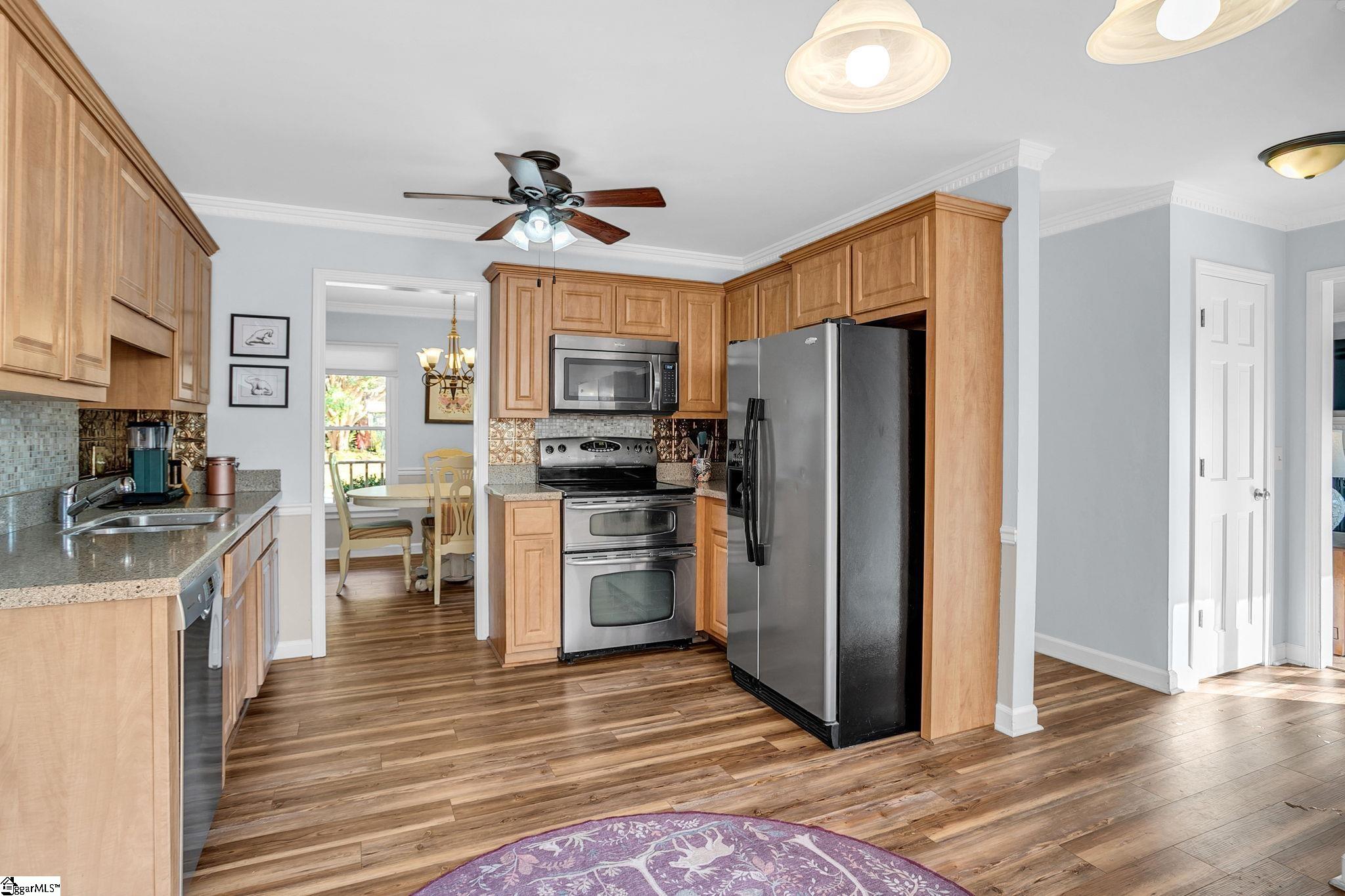 202 Bright Water Lane Property Photo 11
