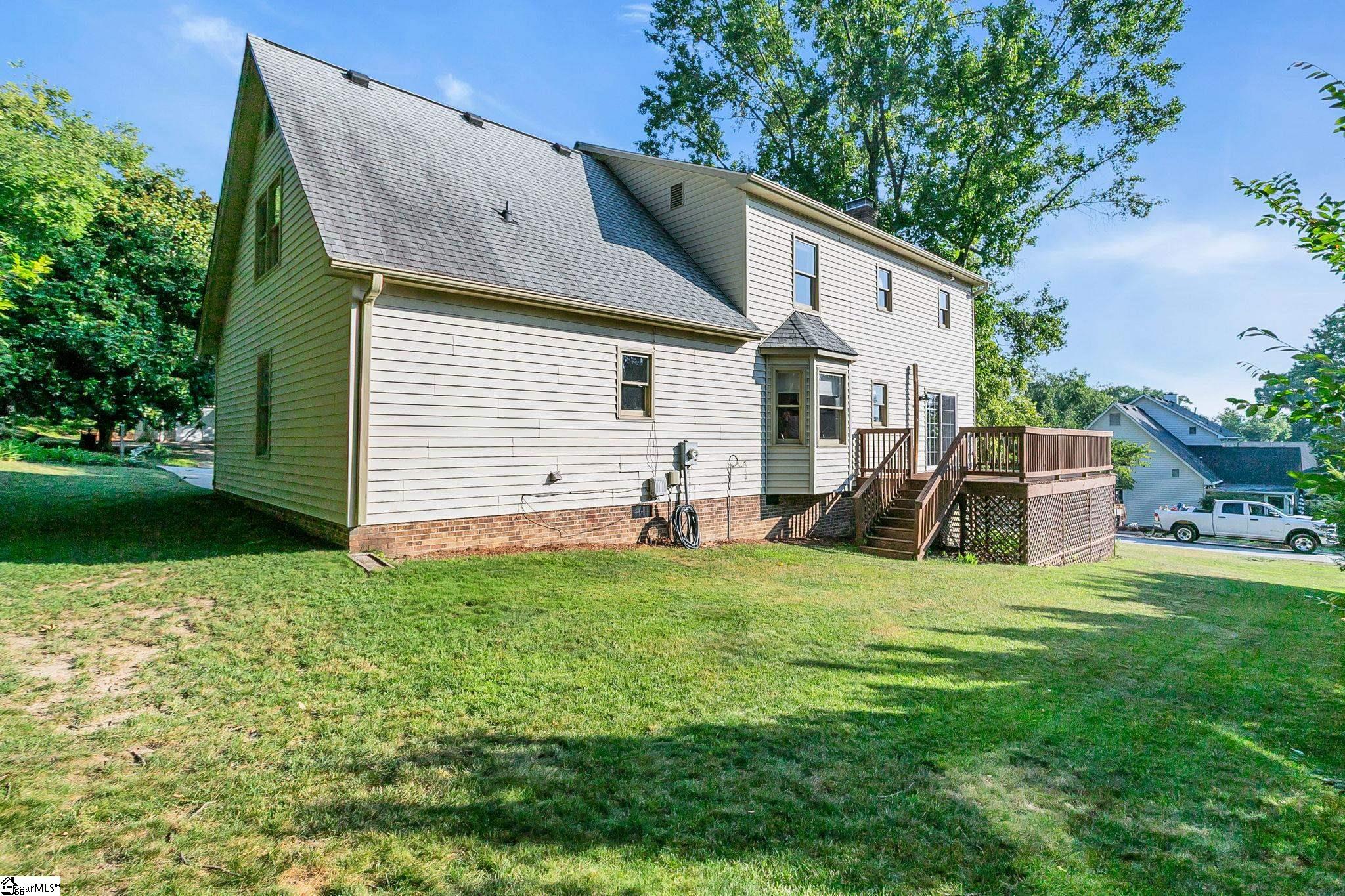 202 Bright Water Lane Property Photo 28