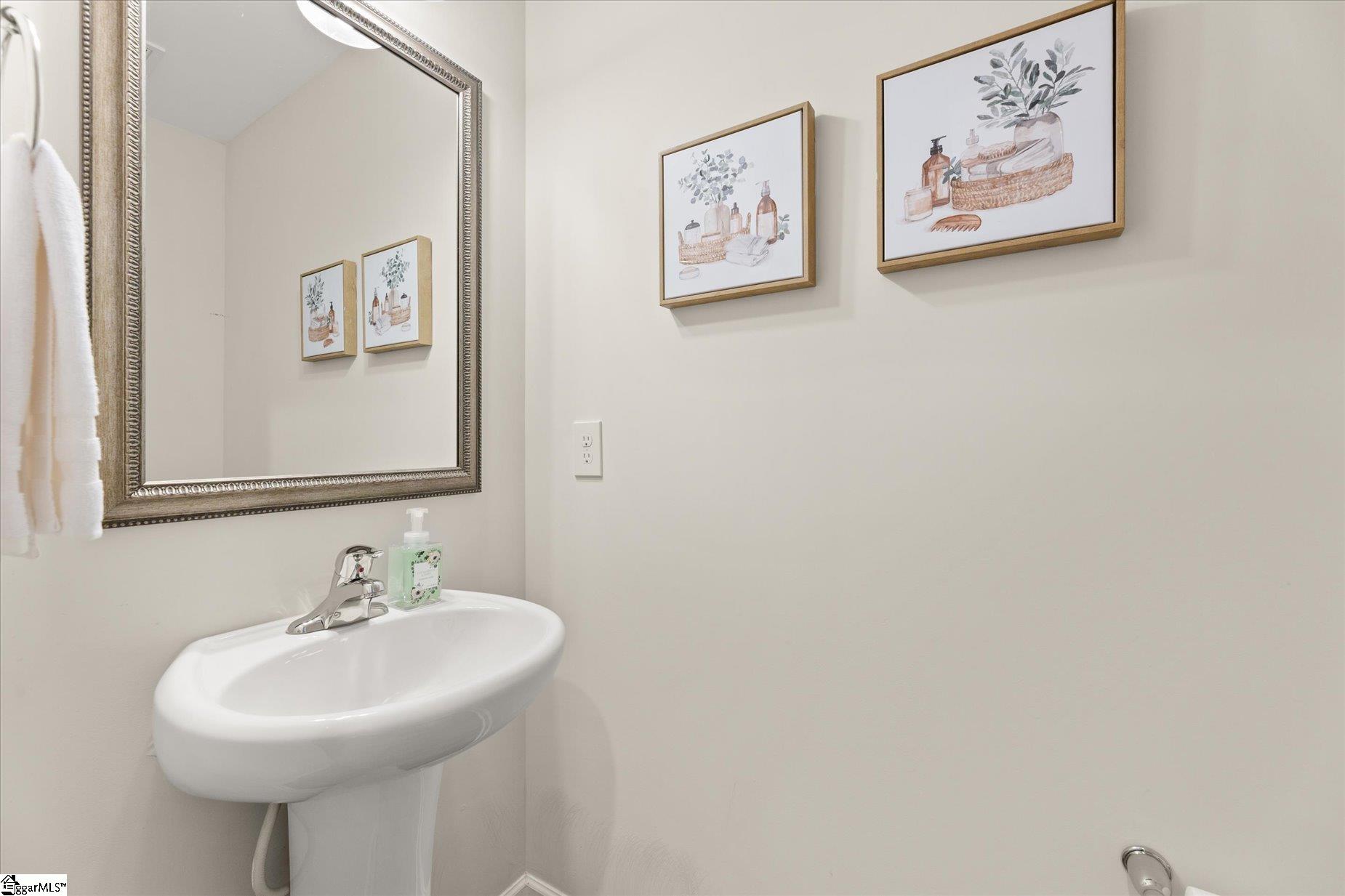 422 Icebow Road Property Photo 26