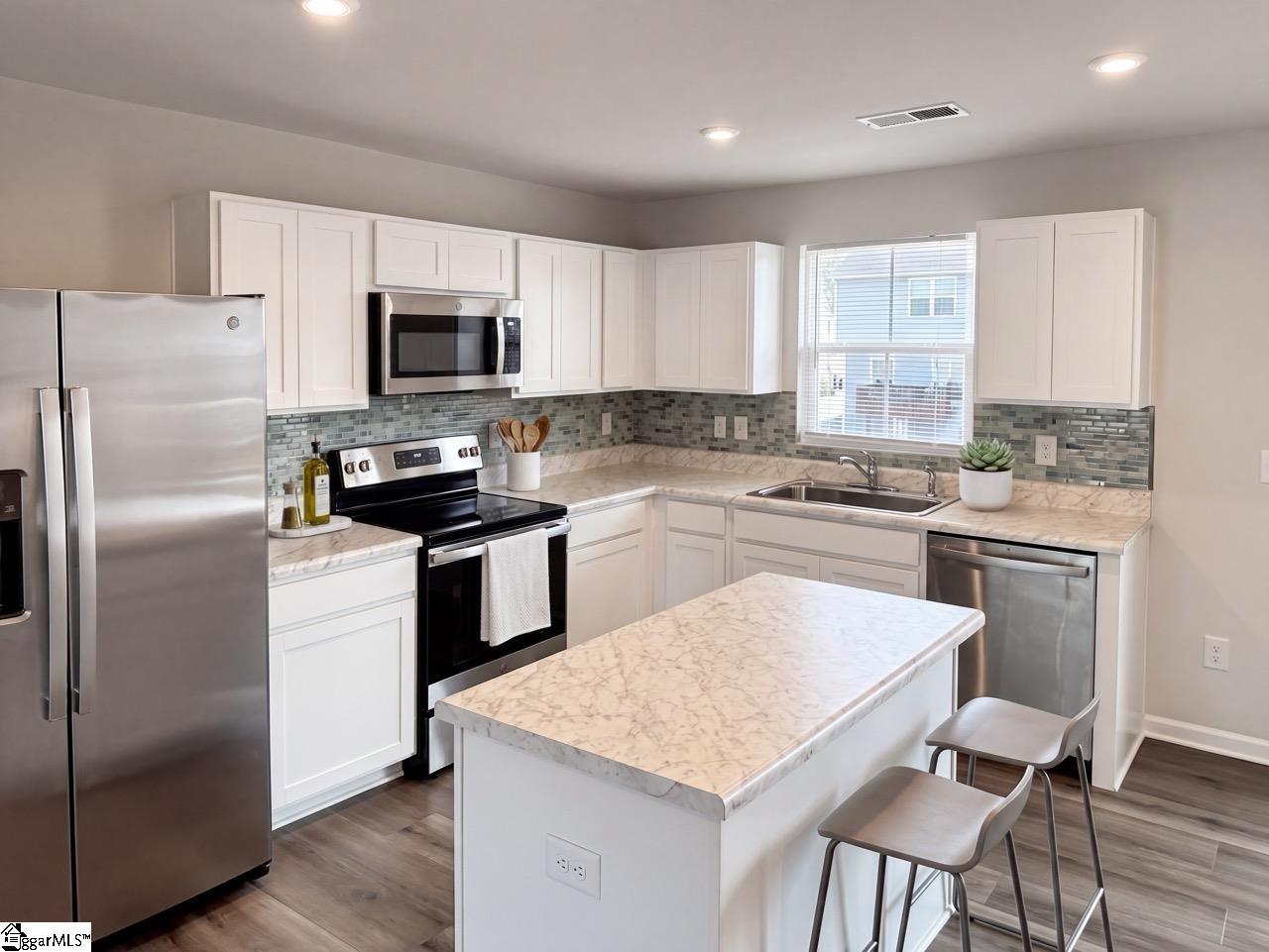 1604249 Property Photo 8