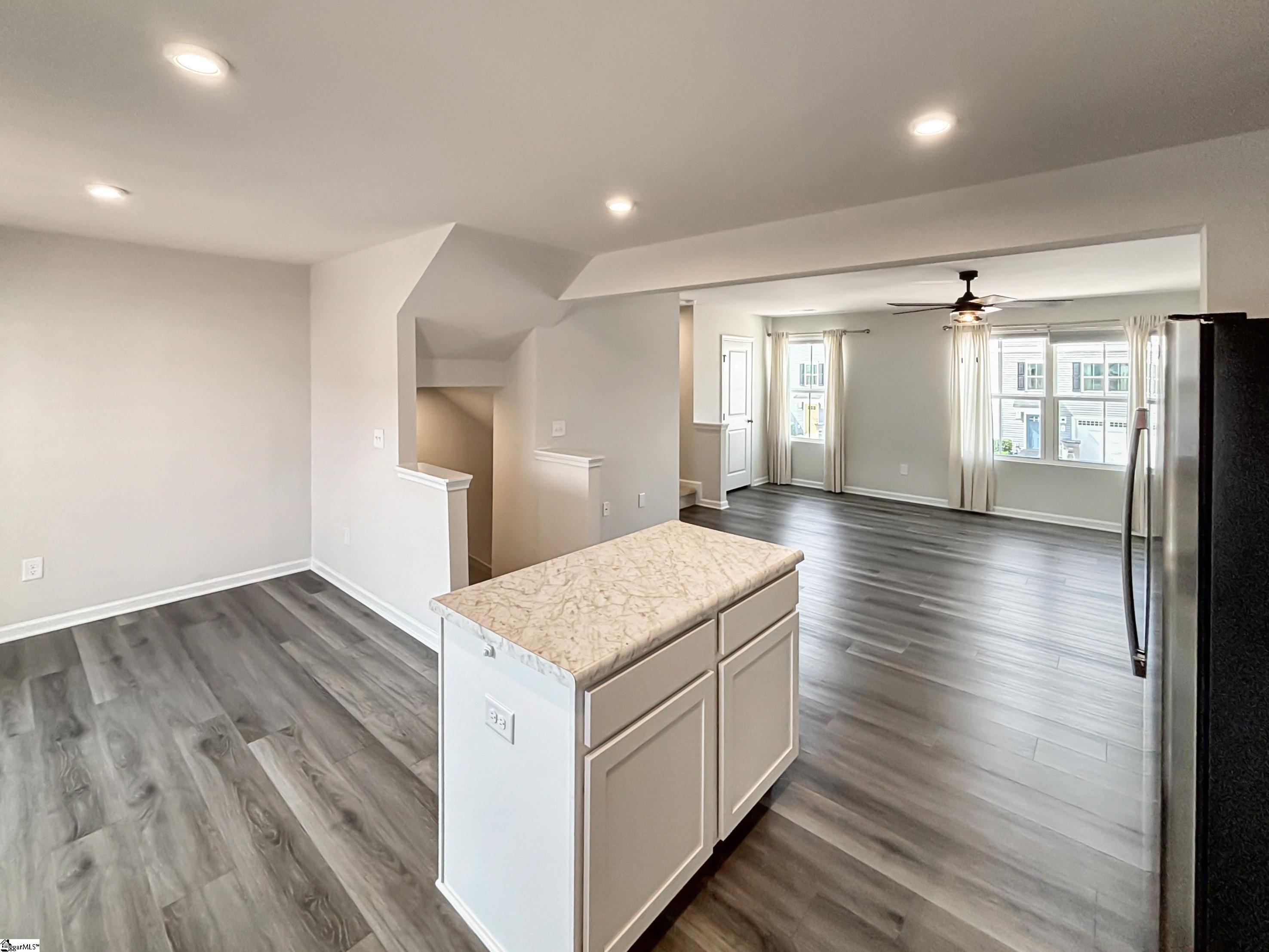 1604249 Property Photo 23