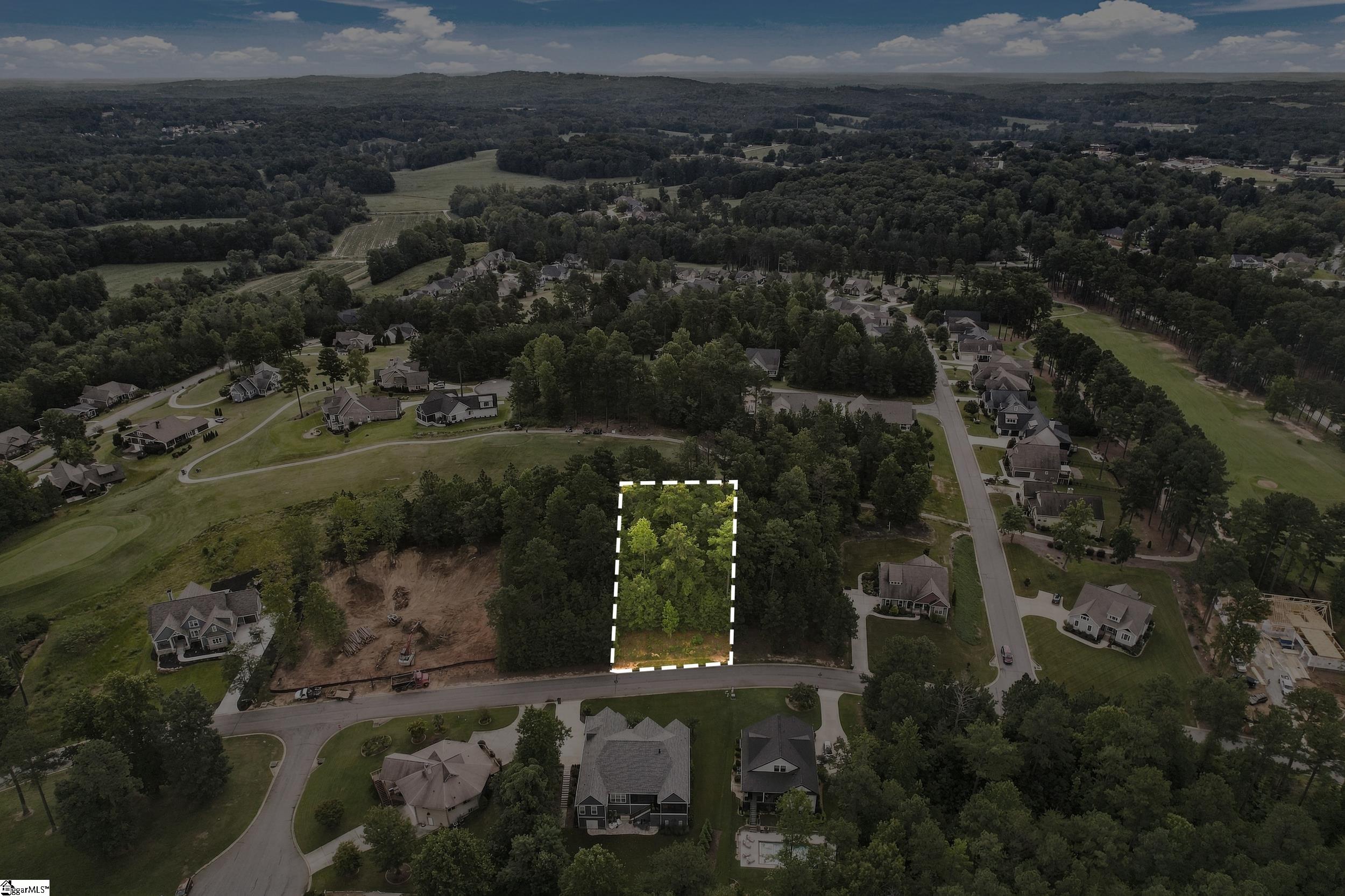 104 Signature Drive Property Photo 4
