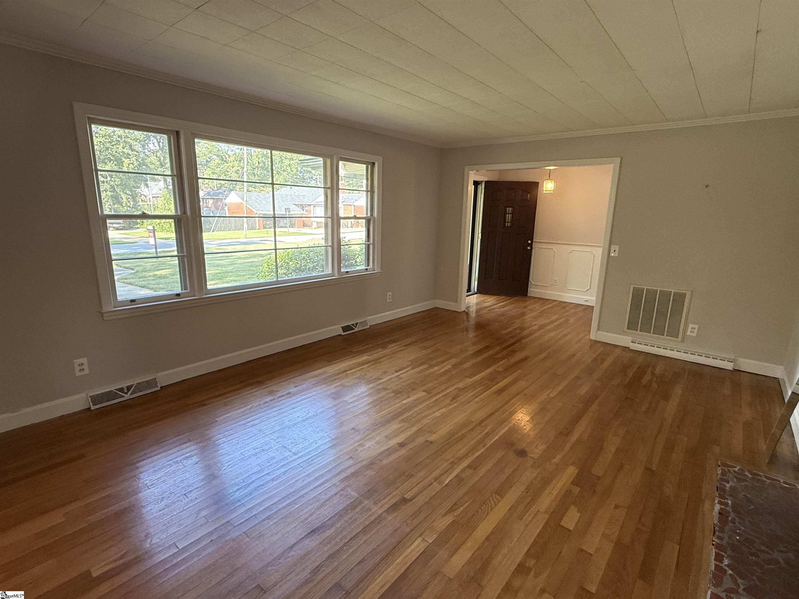 307 Spruce Street Property Photo 4
