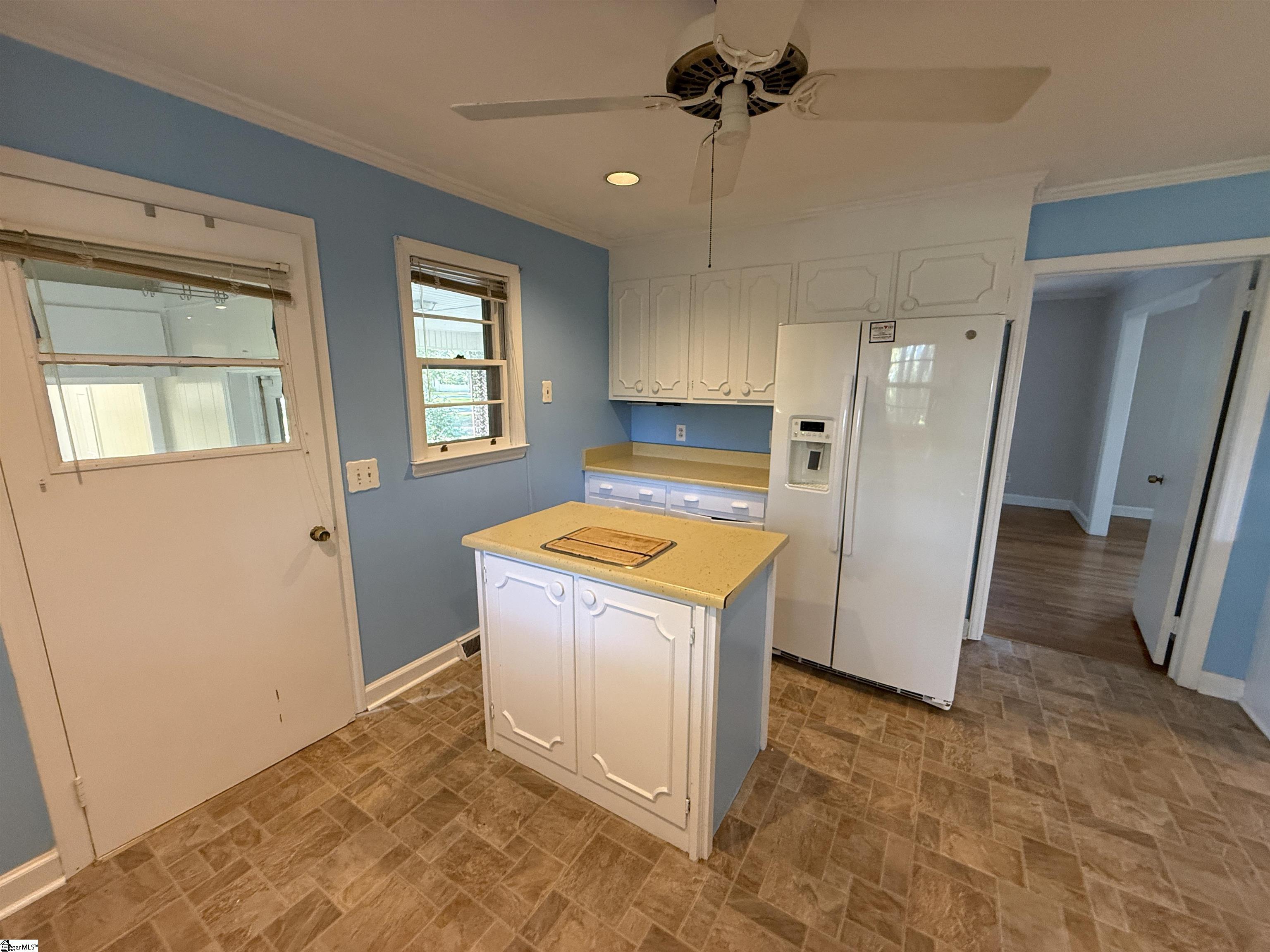 307 Spruce Street Property Photo 8
