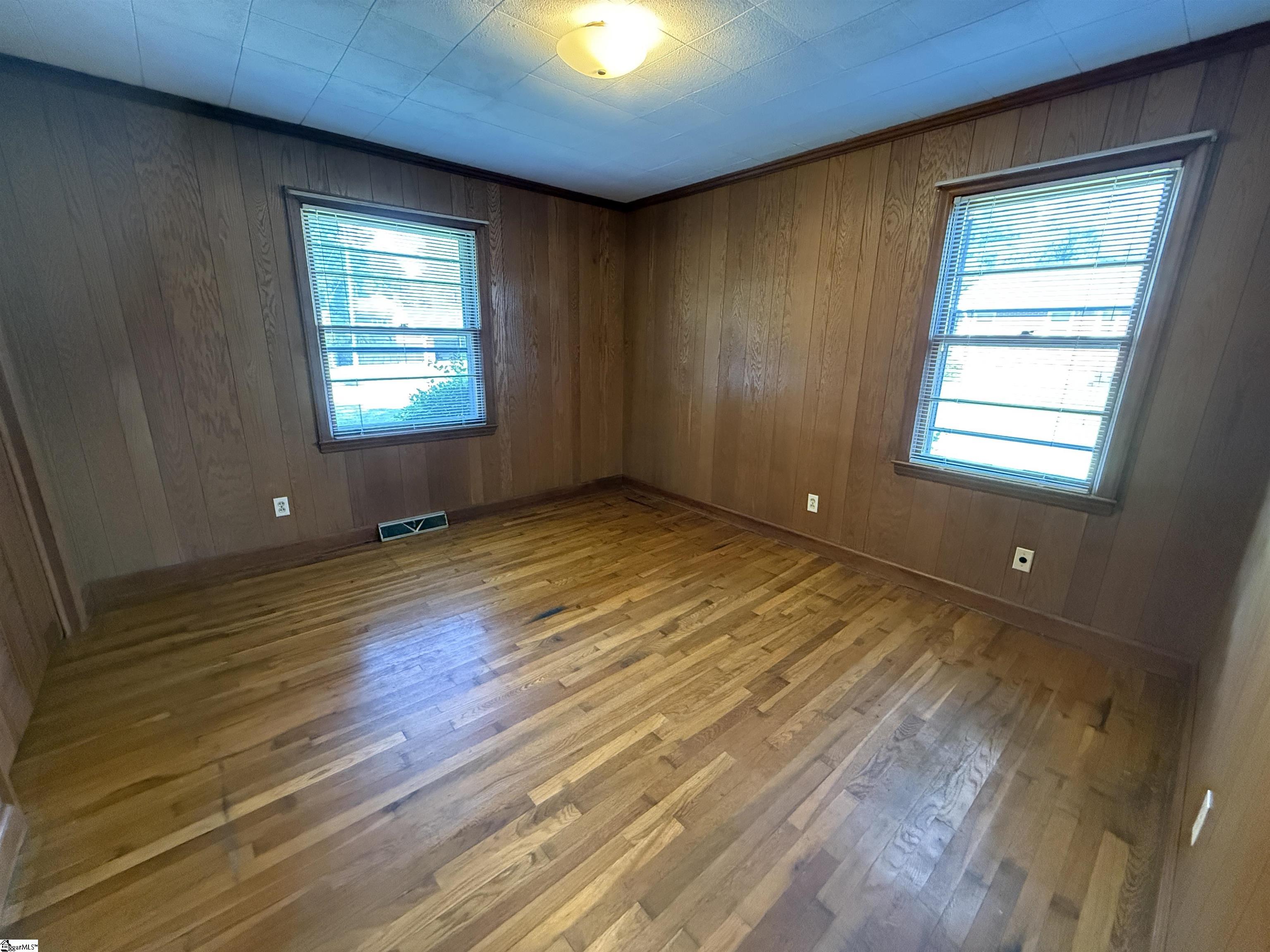 307 Spruce Street Property Photo 18