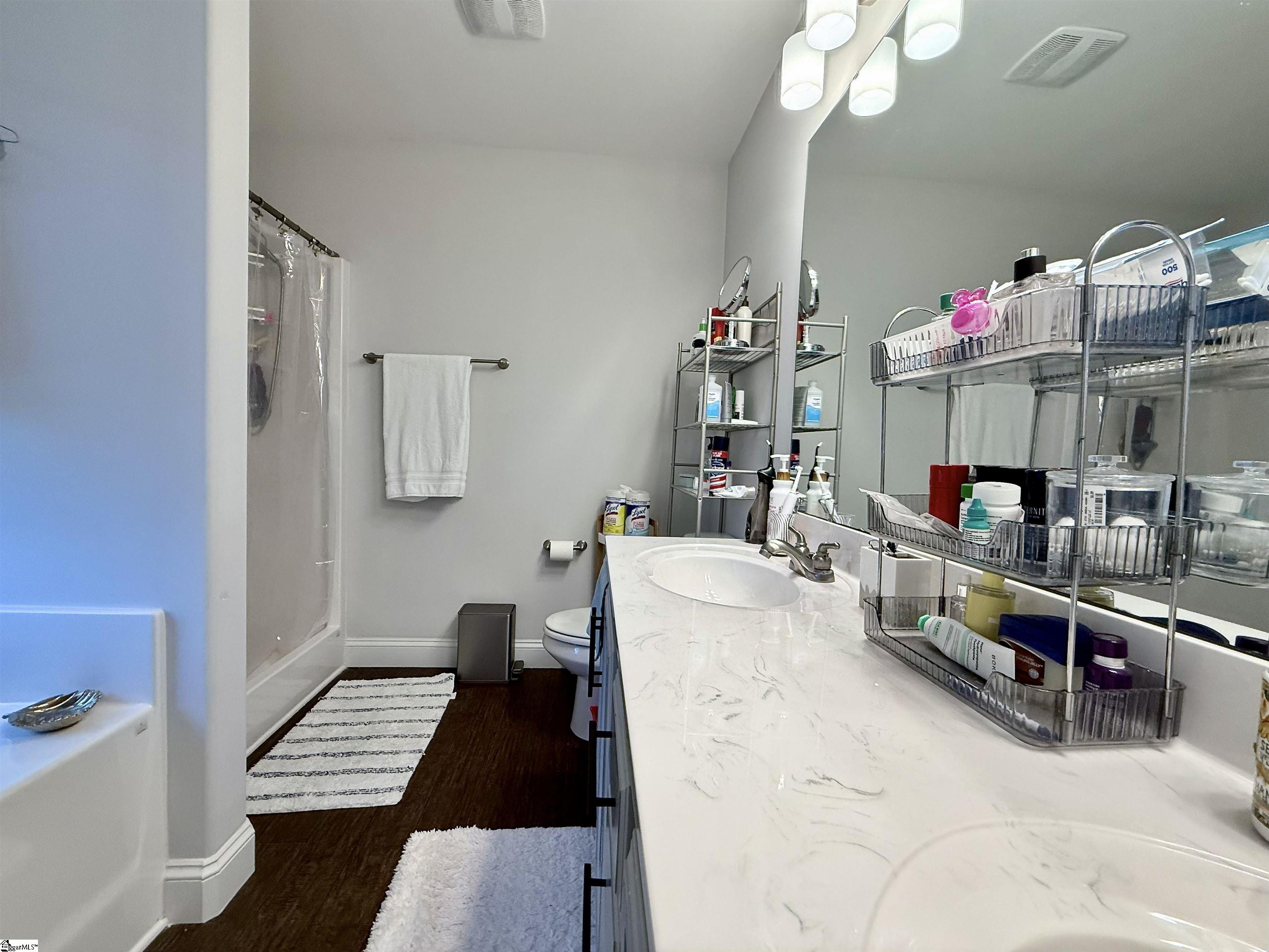 207 Freehold Way Property Photo 25