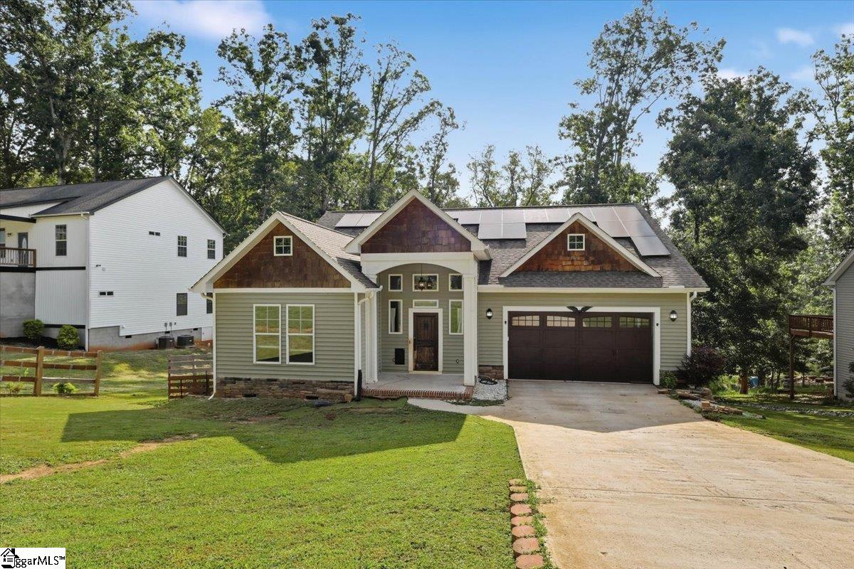 1601 E Saluda Lake Road Property Photo 2