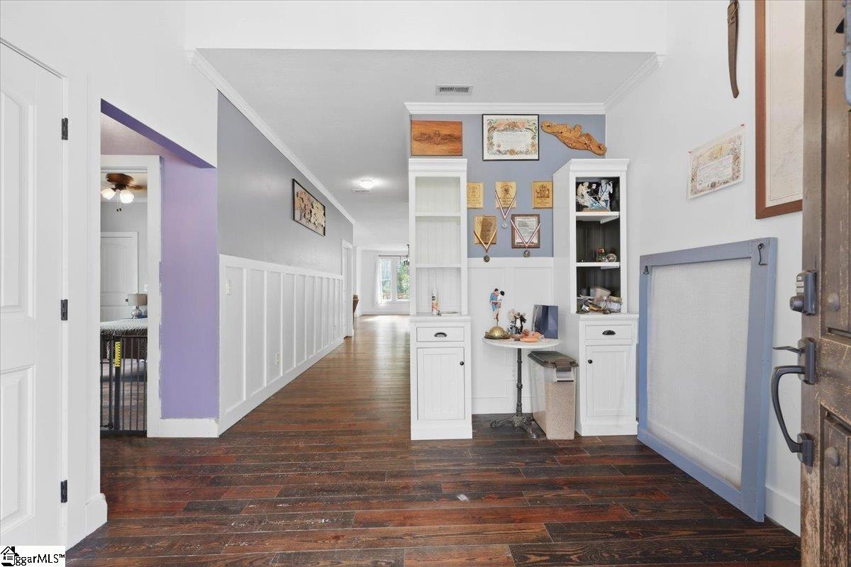 1601 E Saluda Lake Road Property Photo 3