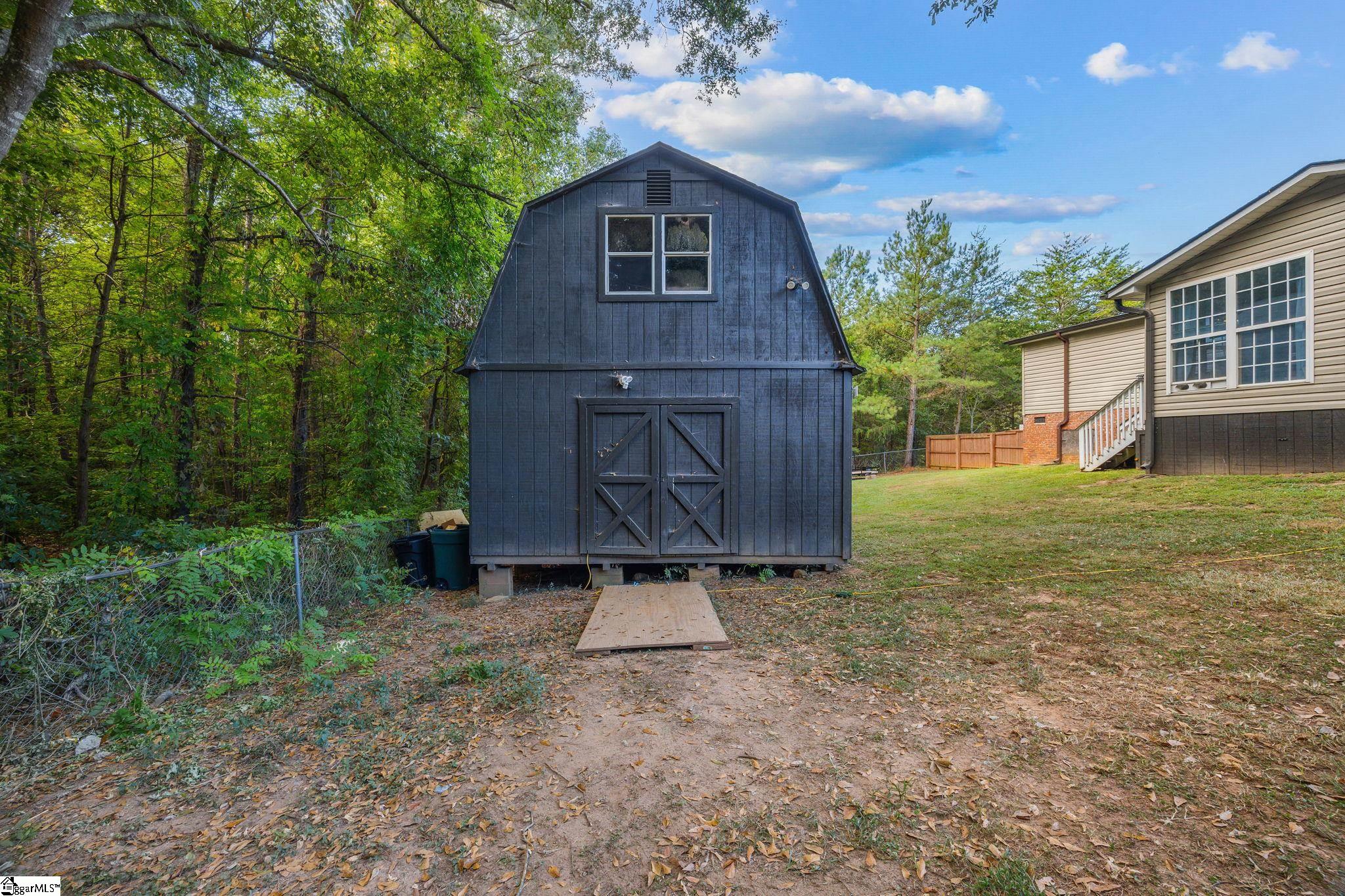 107 Fielding Lane Property Photo 36
