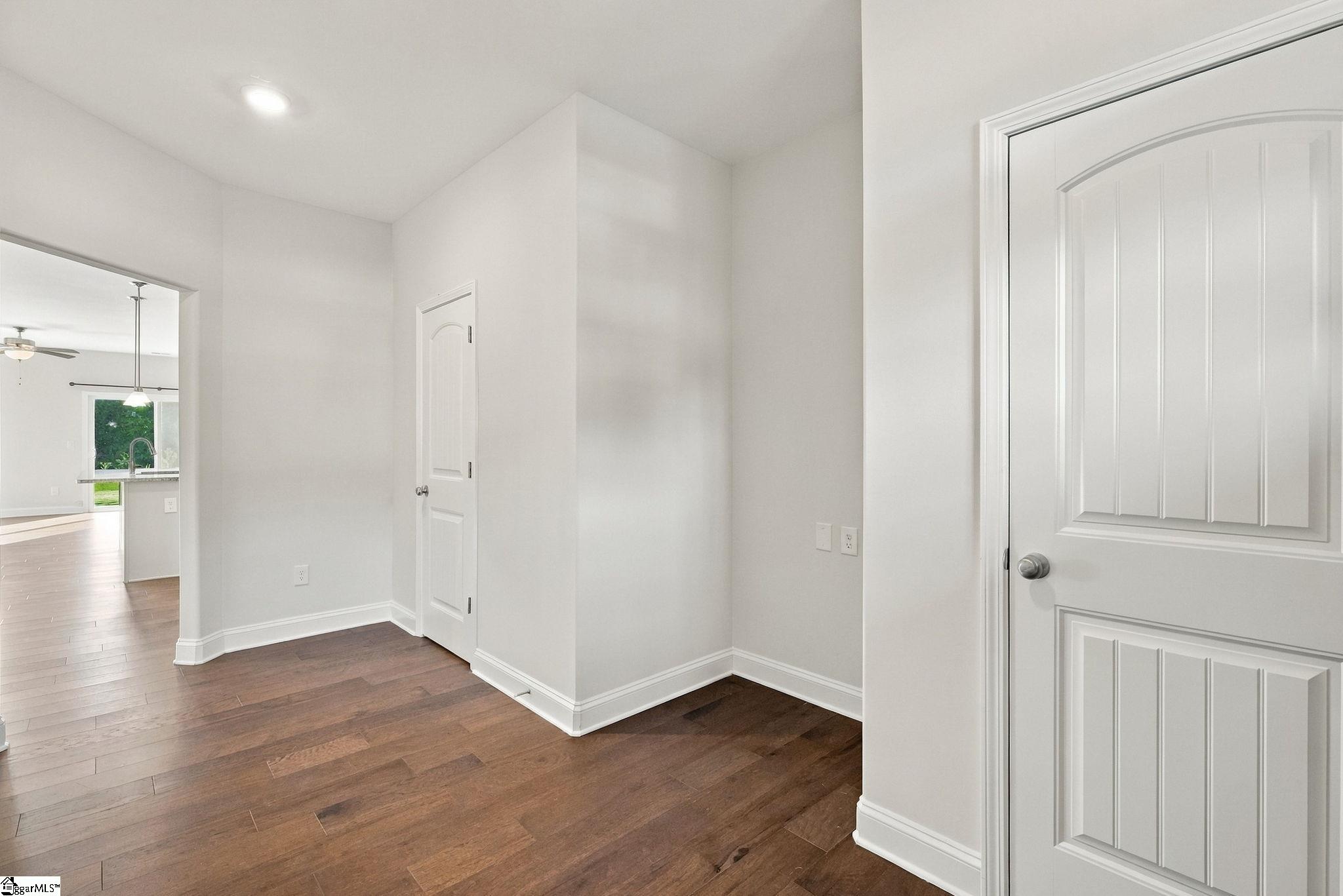 148 Rushing Creek Lane Property Photo 4