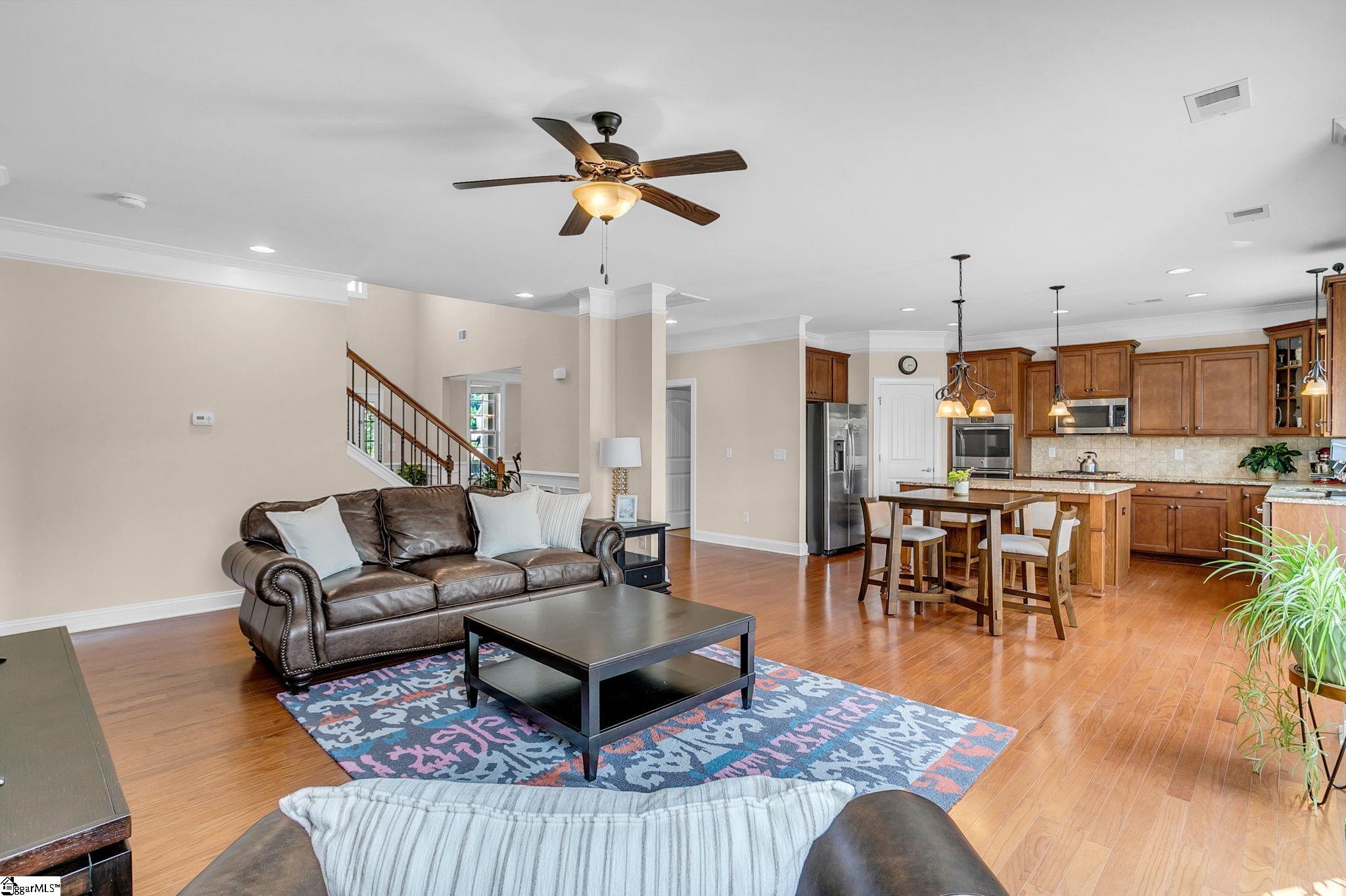 31 Wood Hollow Circle Property Photo 10