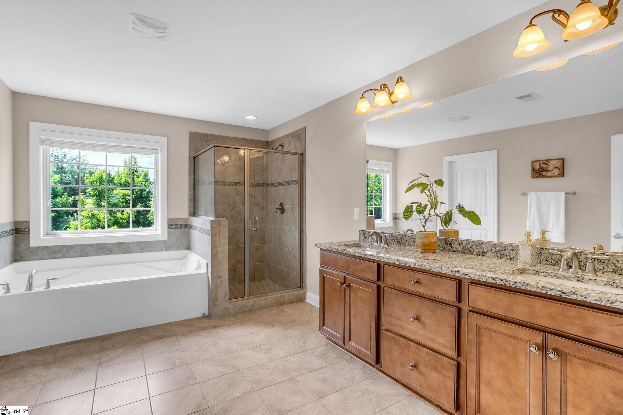 31 Wood Hollow Circle Property Photo 21