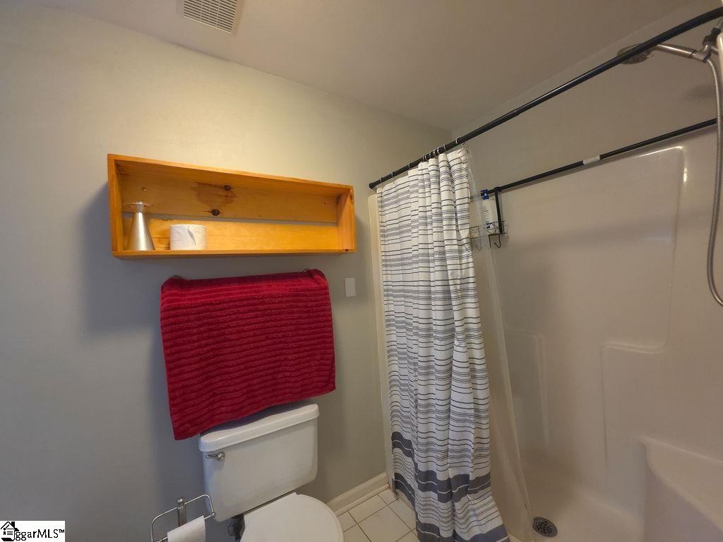 501 Hill Lane Property Photo 9