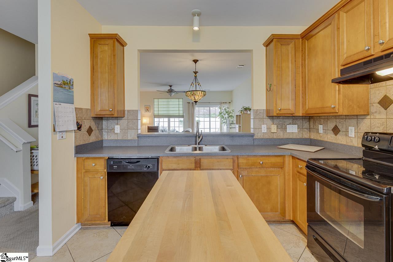 307 Intrepid Court Property Photo 9
