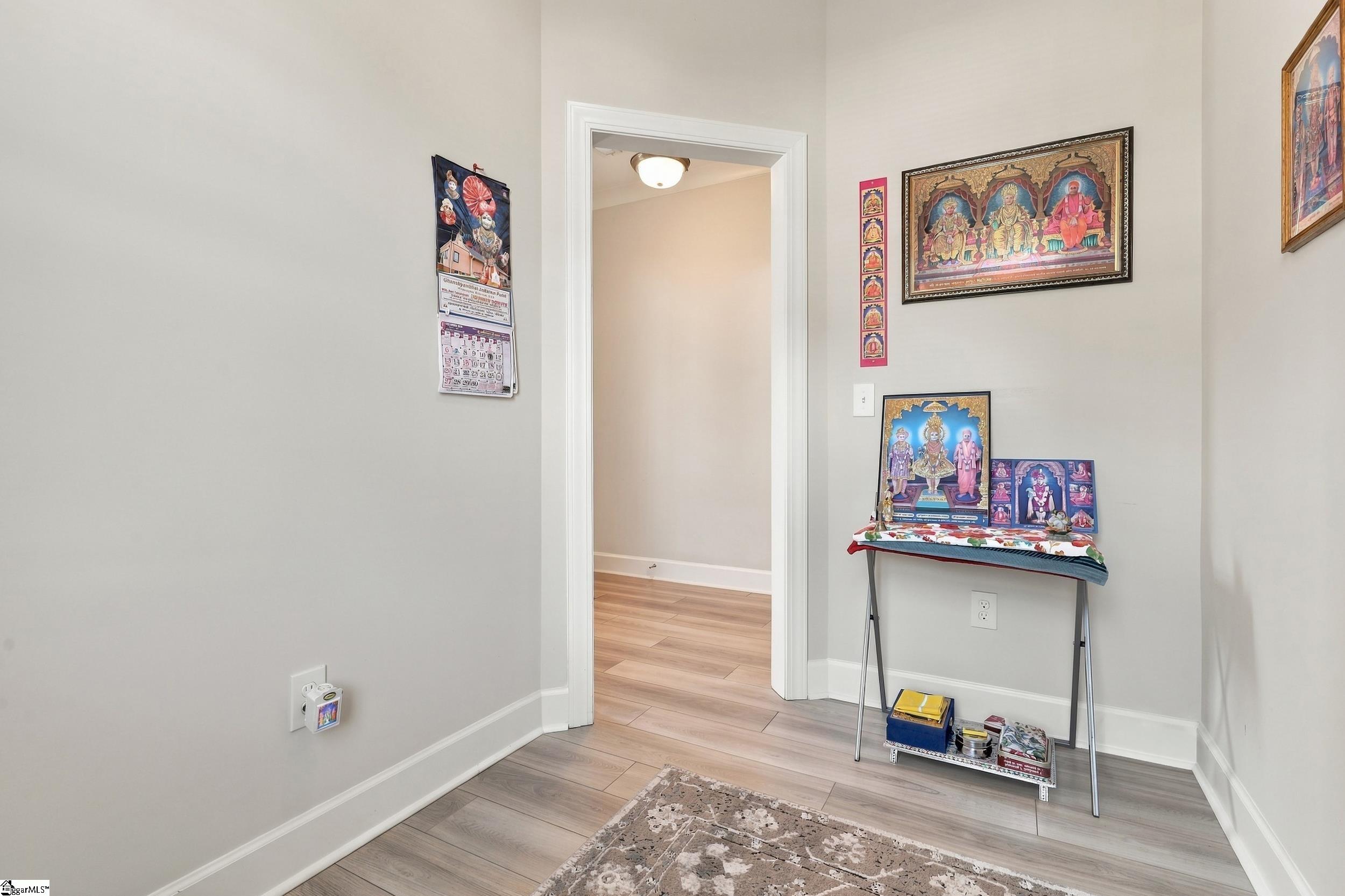 100 White Dutch Lane Property Photo 14