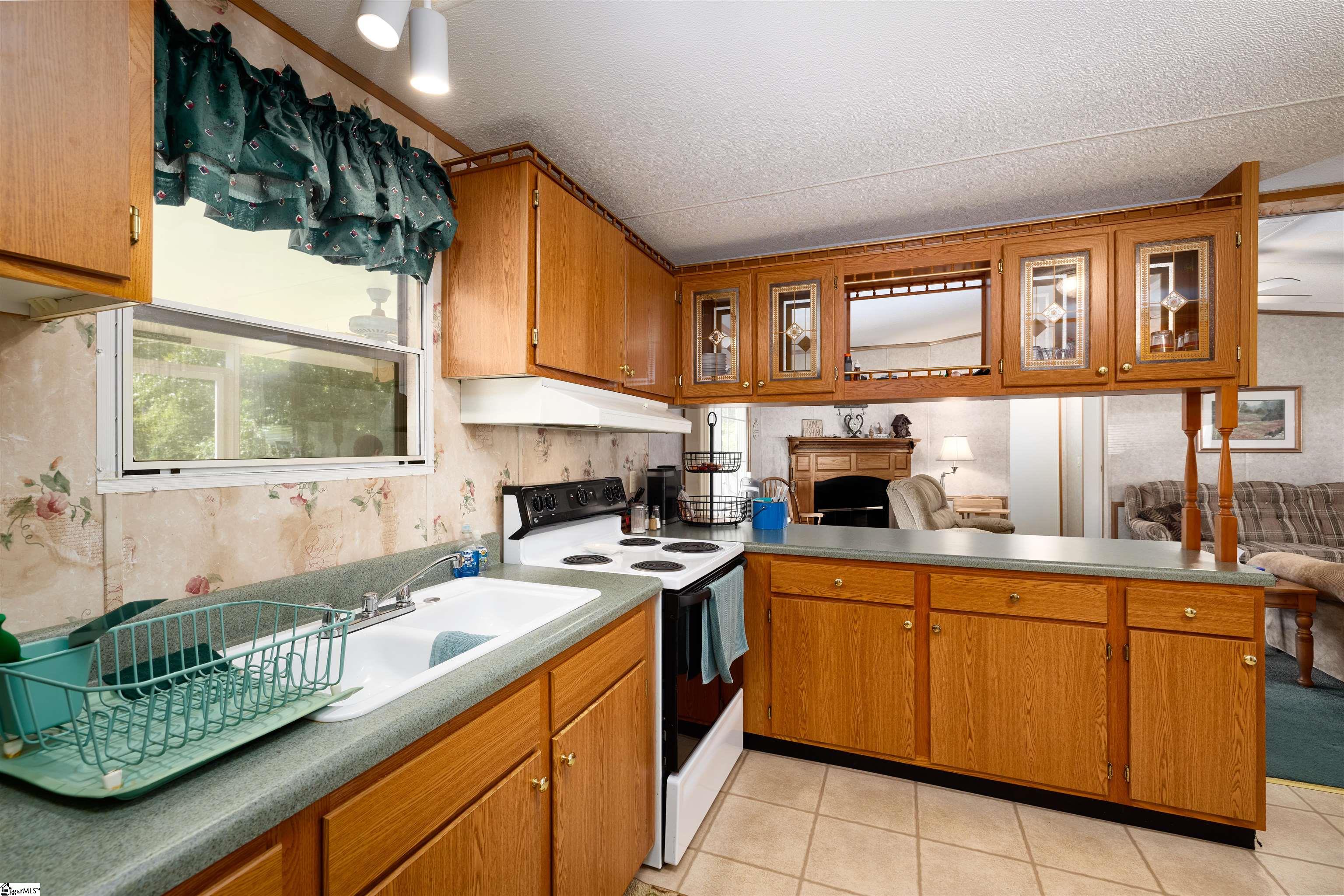 729 Point Lookout Road Property Photo 14