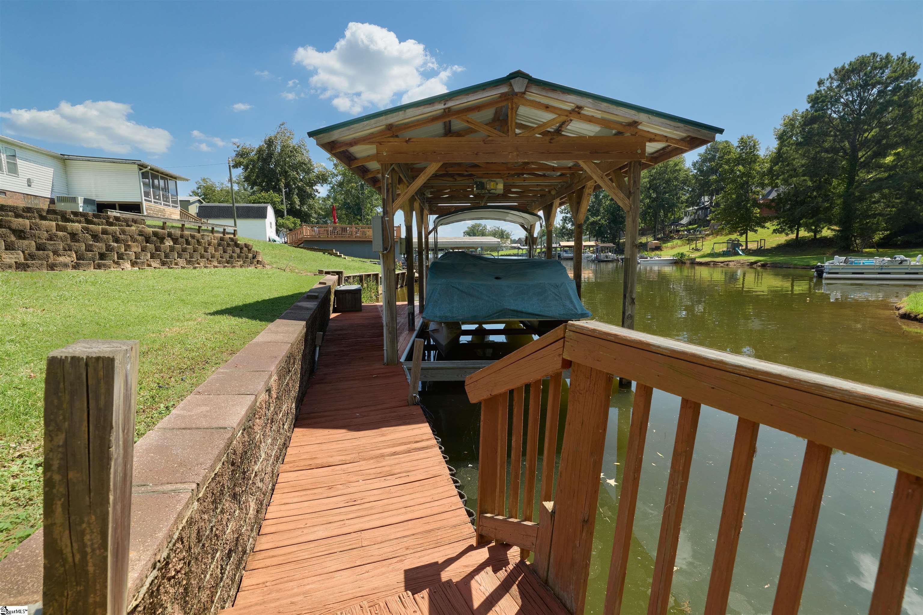 729 Point Lookout Road Property Photo 33