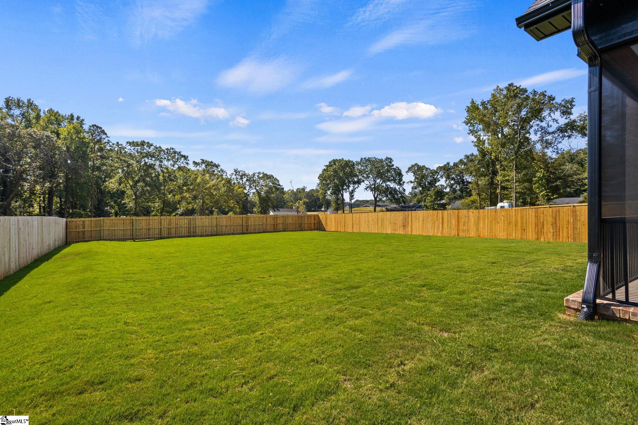 208 Forest Park Drive Property Photo 23
