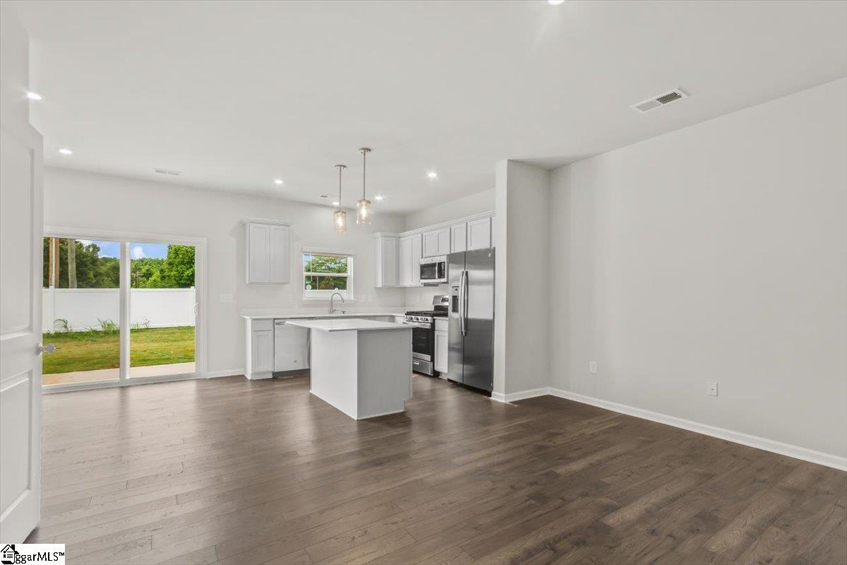 321 Abingdon Way Property Photo 2