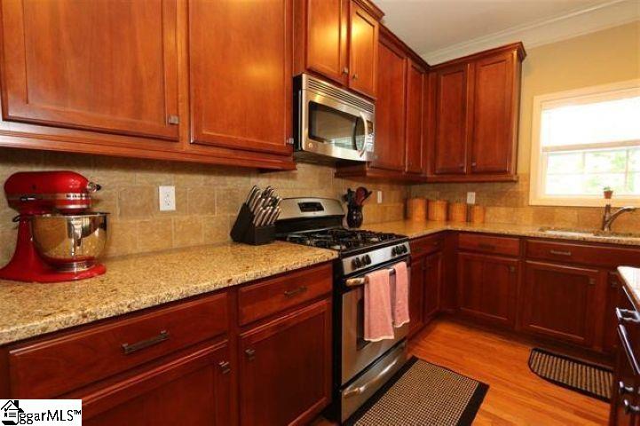 204 Wild Meadow Drive Property Photo 5