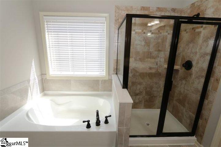 204 Wild Meadow Drive Property Photo 12