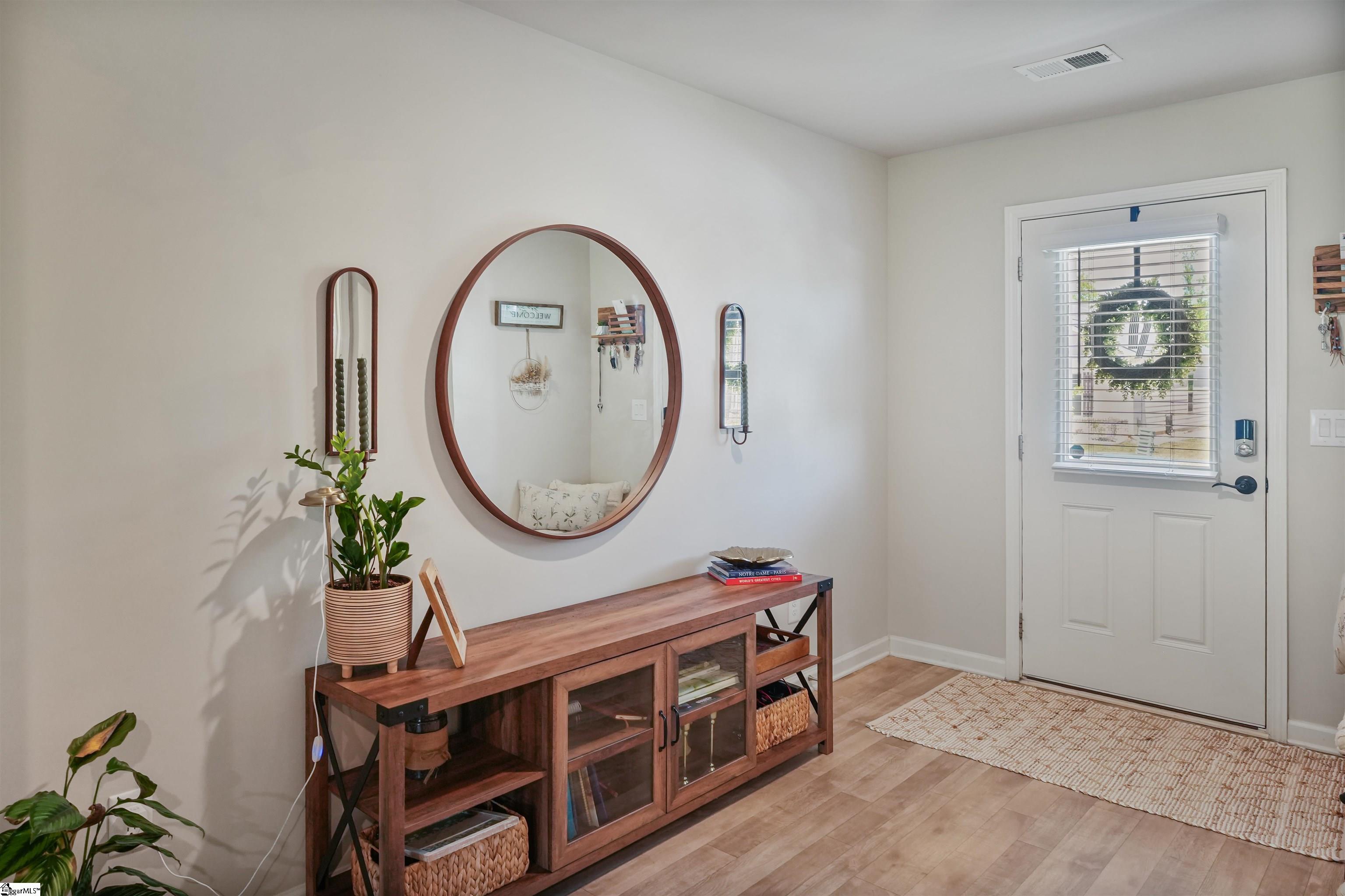 951 Equine Drive Property Photo 4