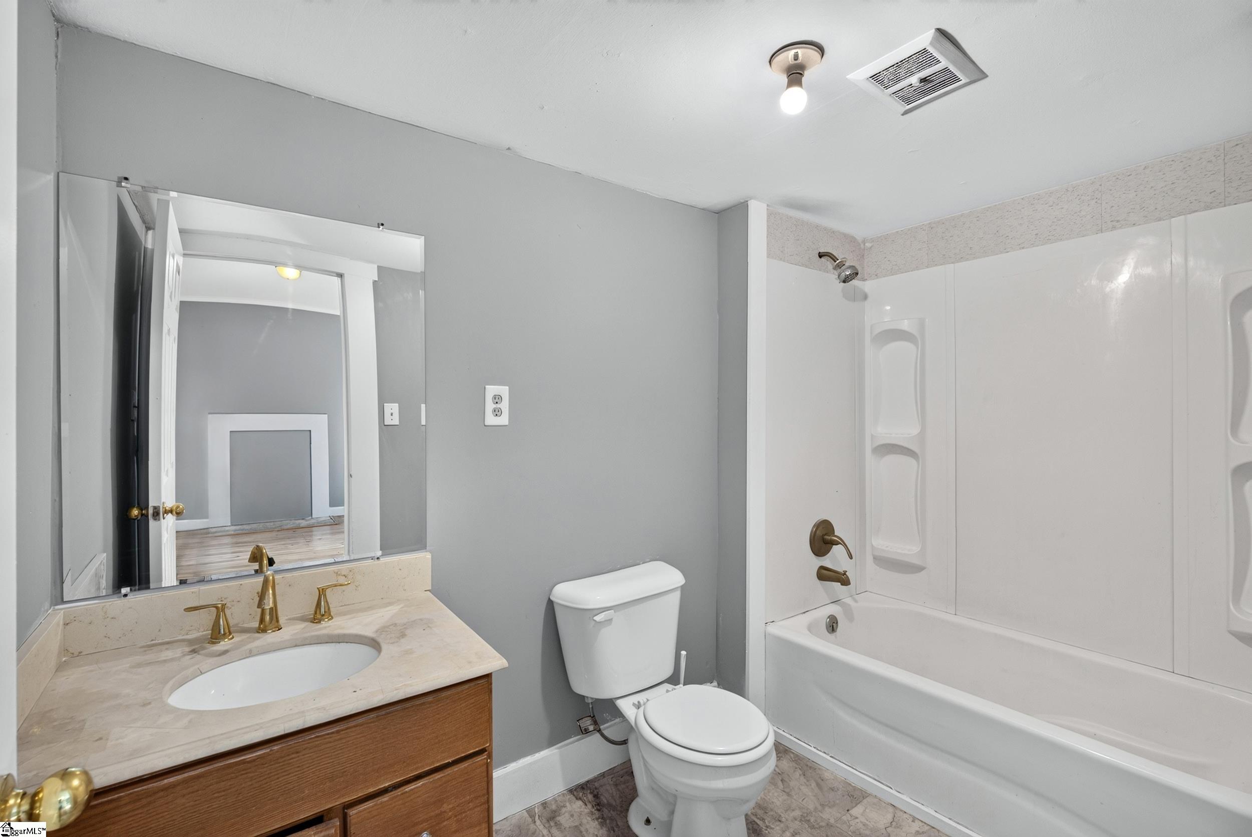 12 S Main Street Property Photo 14